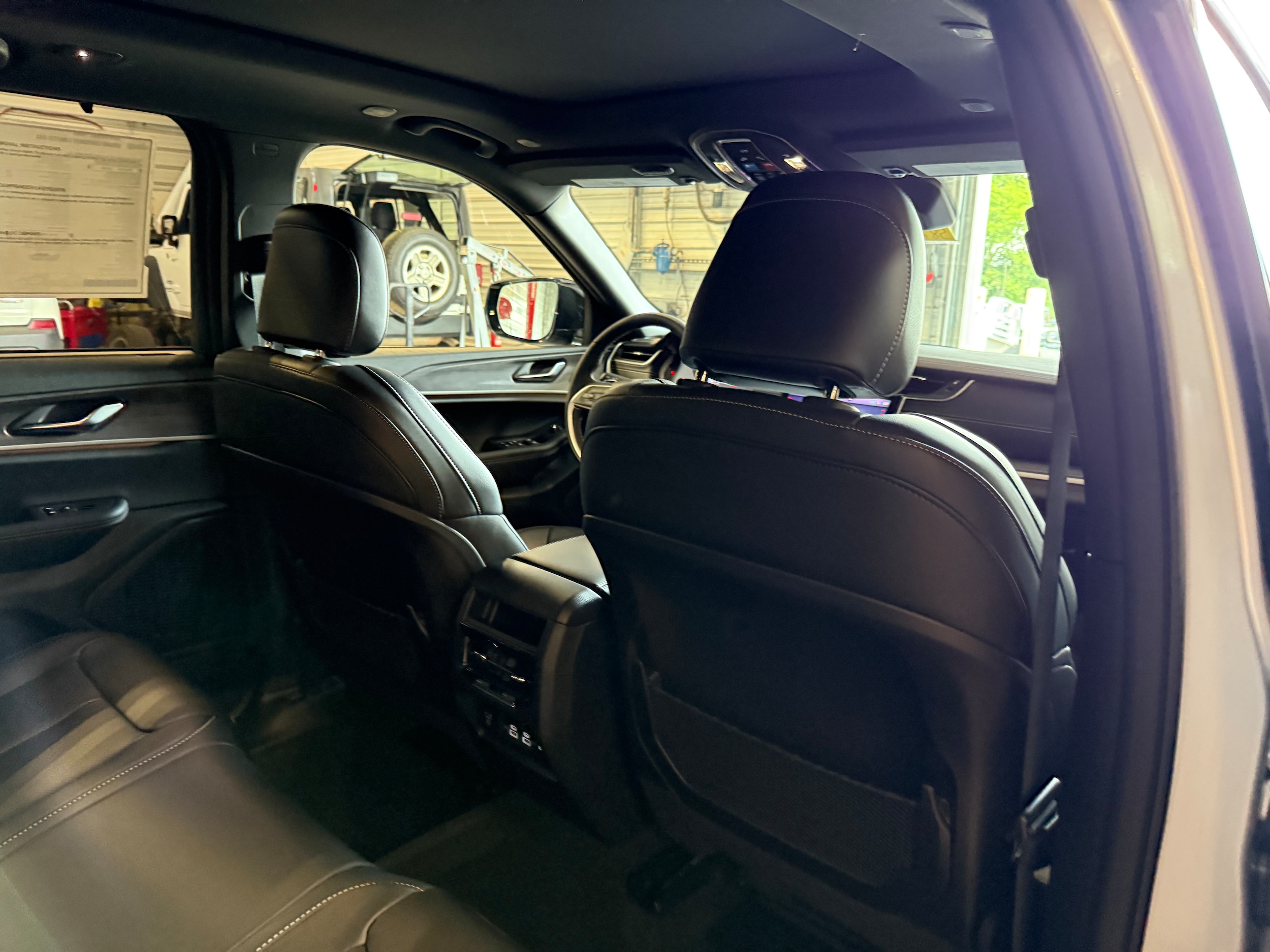 2025 Jeep Grand Cherokee Limited - Photo 9