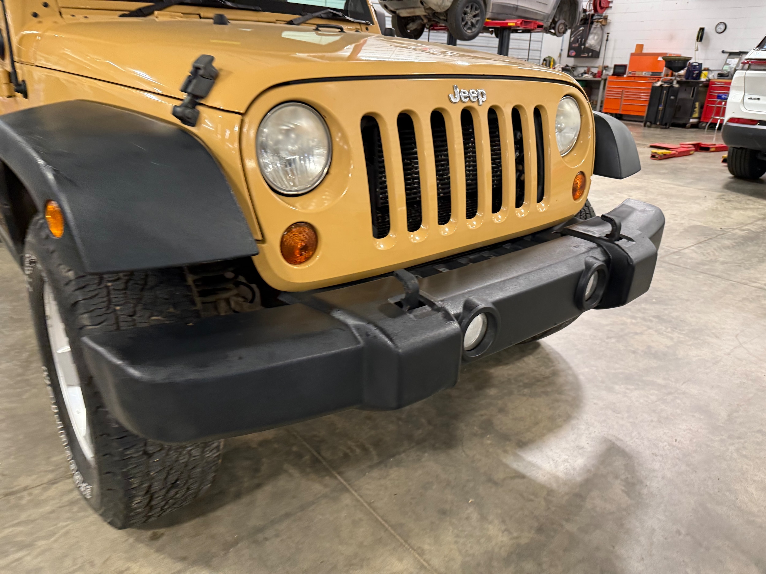 Used 2013 Jeep Wrangler Unlimited Sport with VIN 1C4BJWKG2DL656417 for sale in Galena, IL