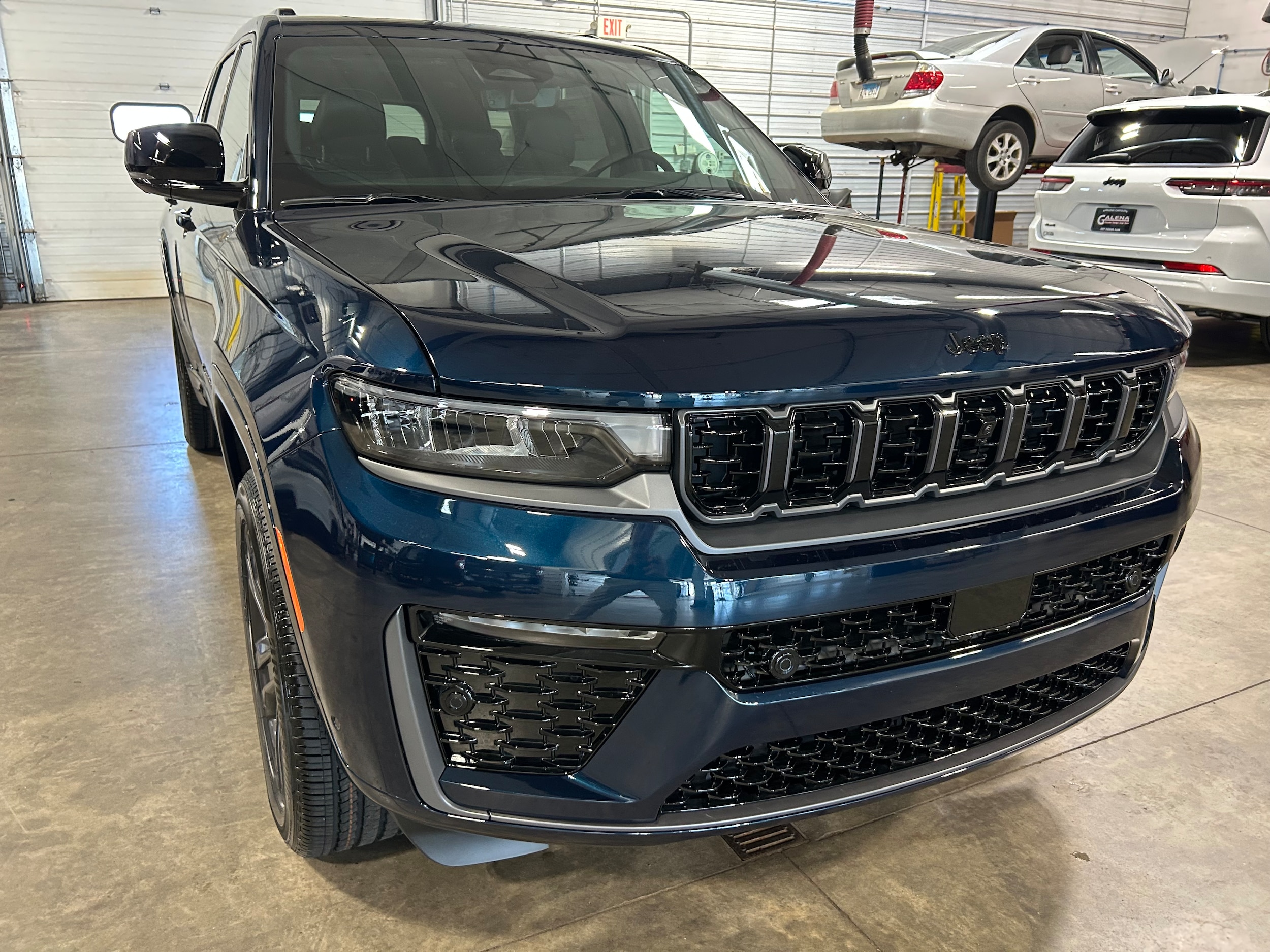 2027 Jeep Grand Cherokee L