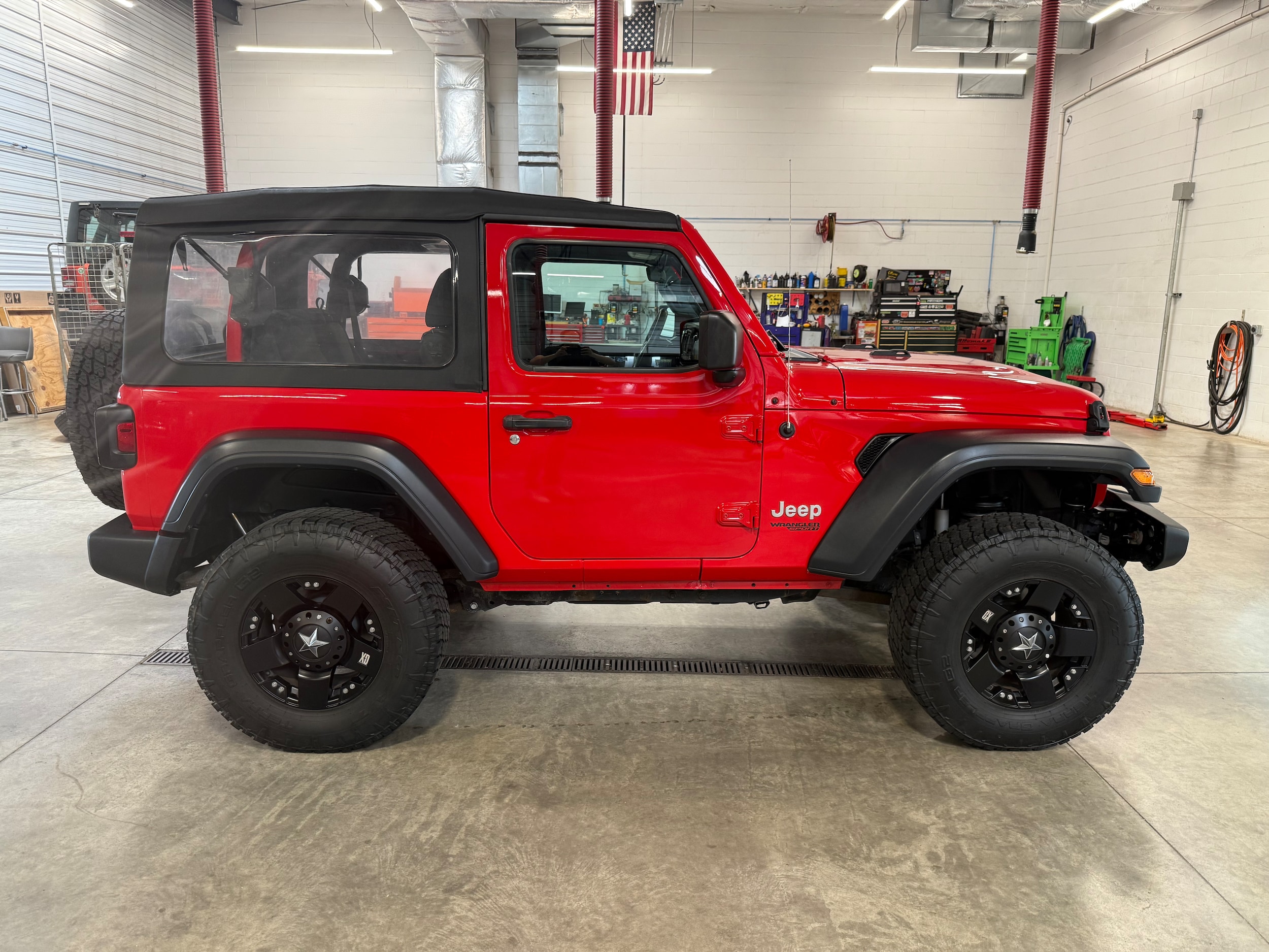 Used 2018 Jeep All-New Wrangler Sport with VIN 1C4GJXAG6JW276150 for sale in Galena, IL