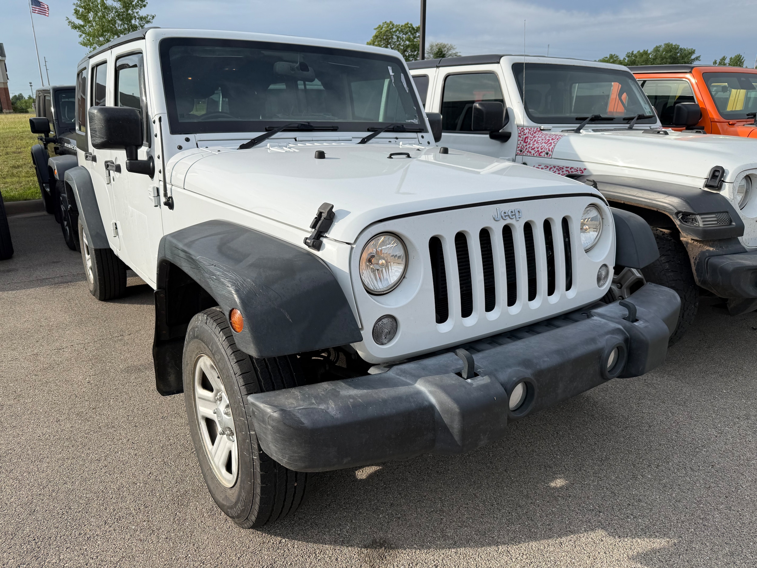 2017 Jeep Wrangler Sport RHD's photo