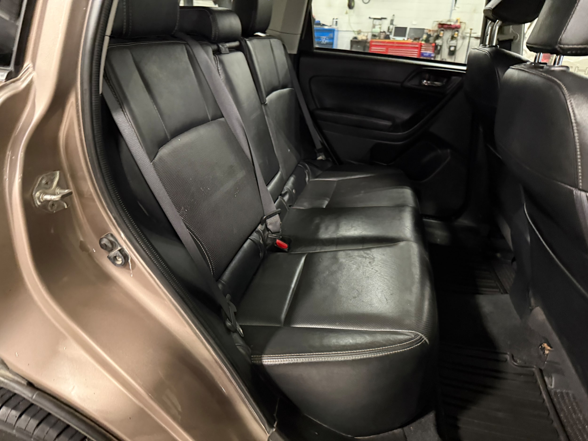 2016 Subaru Forester i Limited - Photo 14