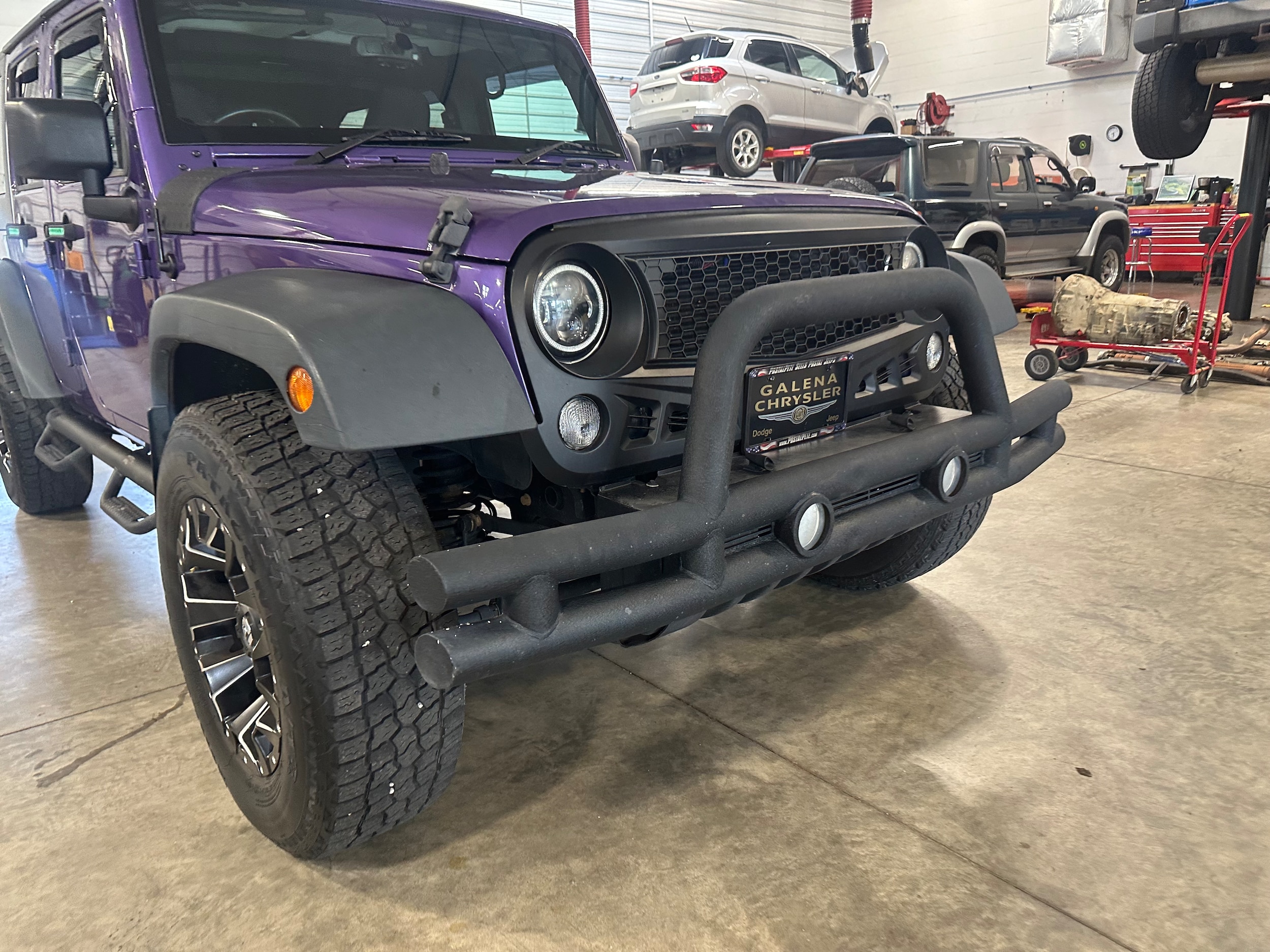 Used 2018 Jeep Wrangler JK Unlimited Sport with VIN 1C4BJWKGXJL892907 for sale in Galena, IL