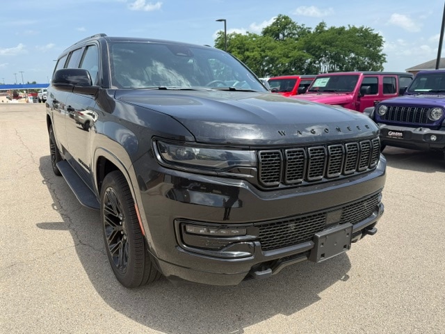 2023 Jeep Wagoneer L Series II Carbide 4WD's photo