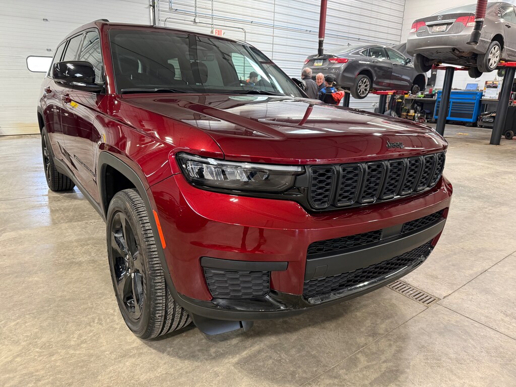 Certified 2025 Jeep Grand Cherokee L Altitude X 4x4 SUV