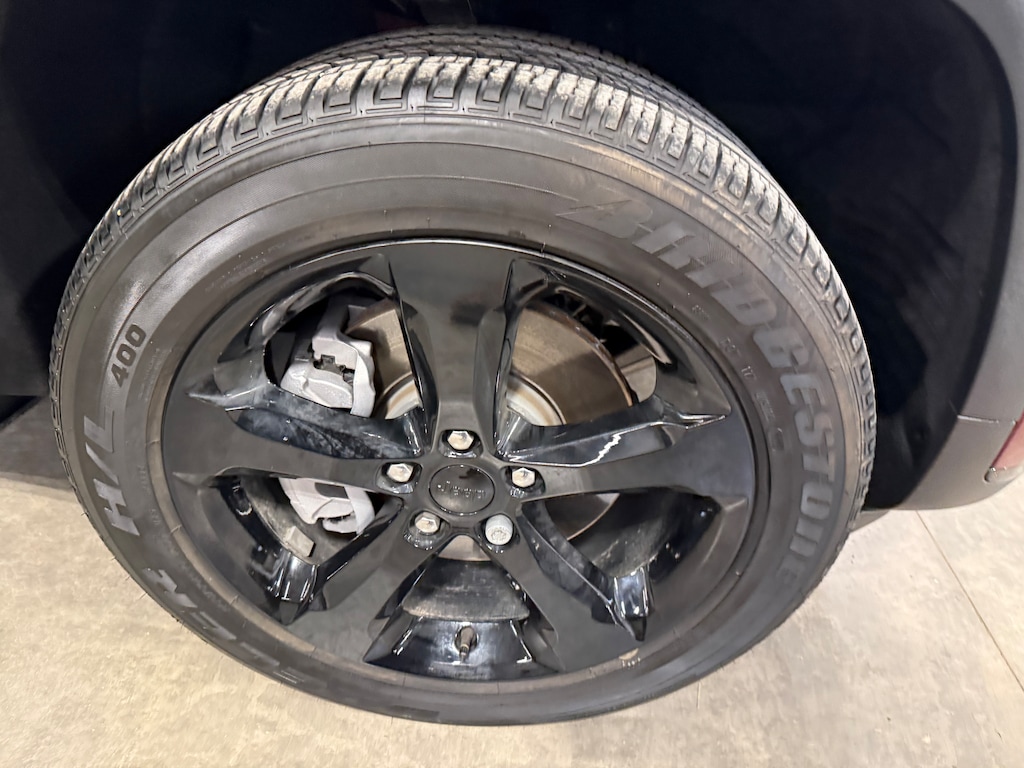 Certified 2025 Jeep Grand Cherokee L Altitude X 4x4 SUV