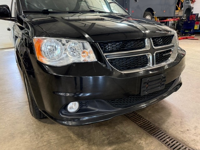 Certified 2020 Dodge Grand Caravan SXT with VIN 2C4RDGCG0LR194939 for sale in Galena, IL