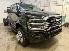 2026 Ram 5500 Chassis Cab BIG HORN  CREW  4X4 60' CA Pickup