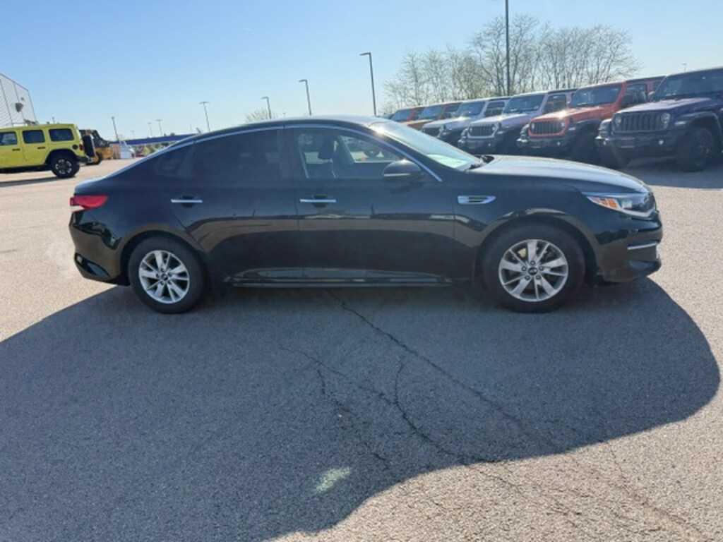 Used 2016 Kia Optima LX SEDAN