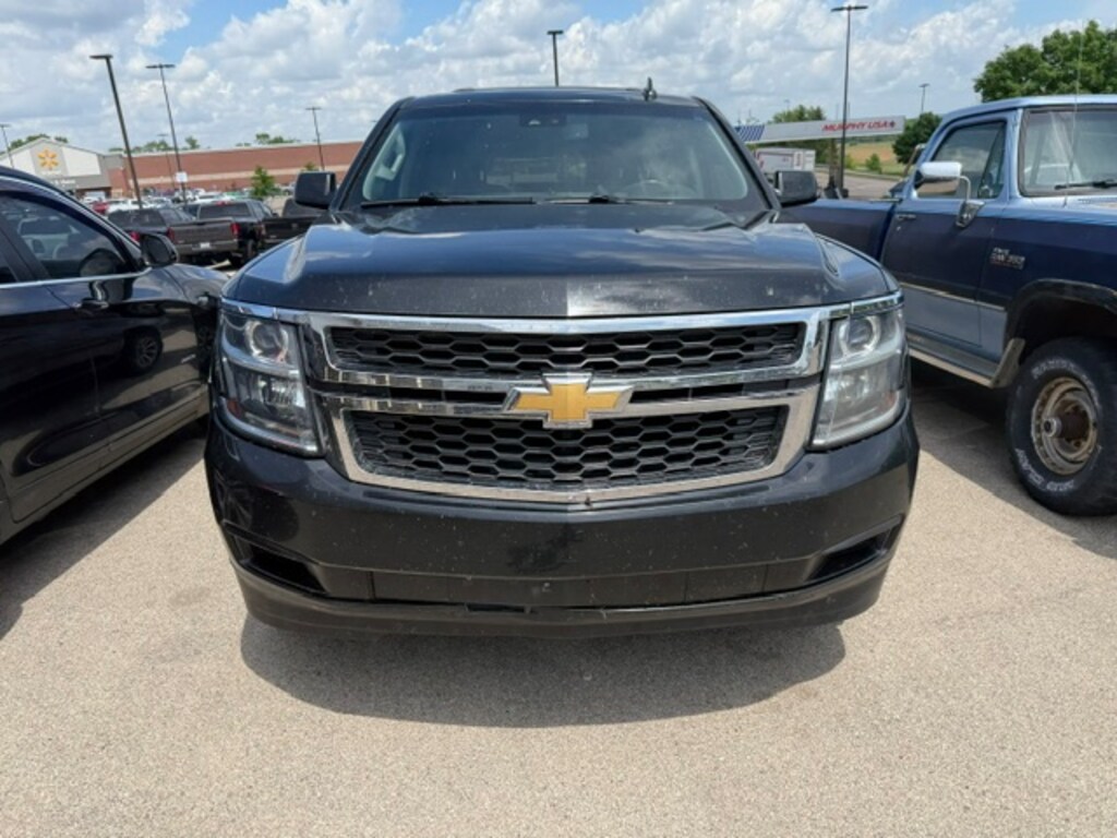 Used 2017 Chevrolet Suburban LT 4x4 WAGON