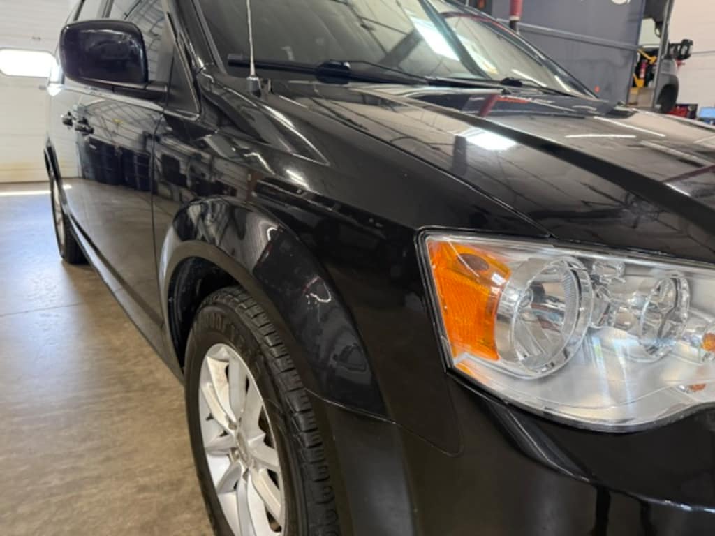 Certified 2020 Dodge Grand Caravan SXT VAN PASSENGE
