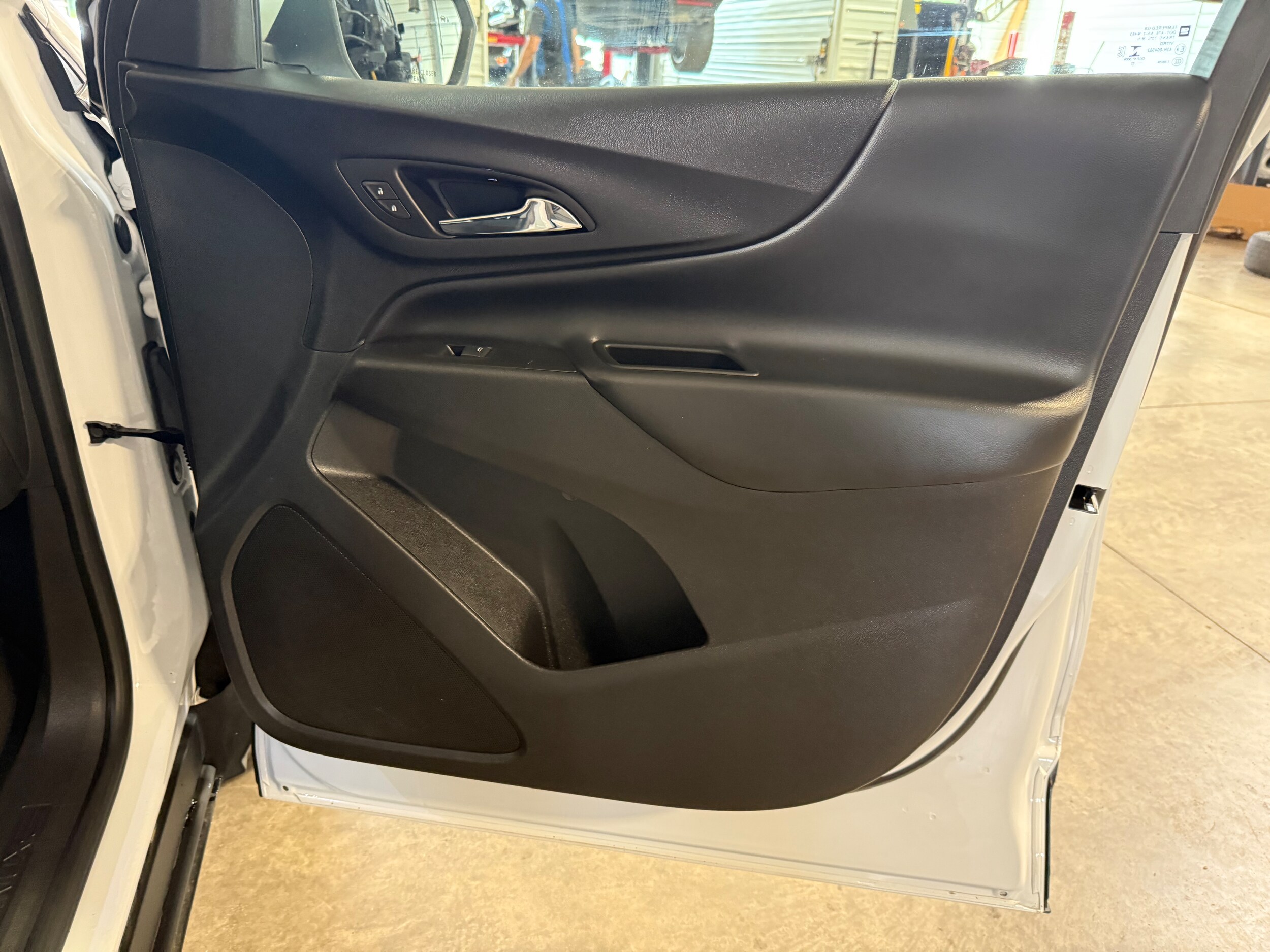 2022 Chevrolet Equinox LT photo 4