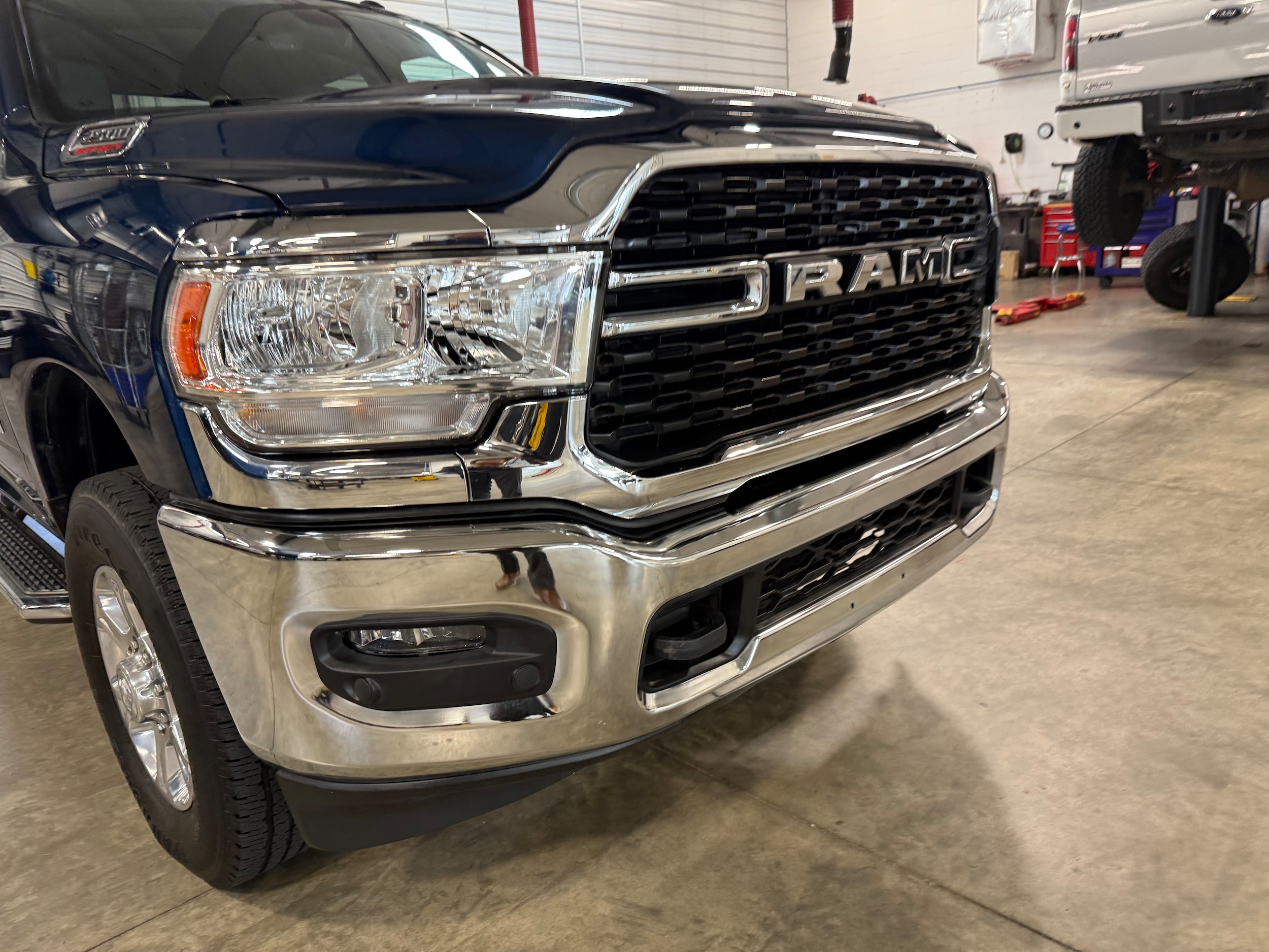 Certified 2024 RAM Ram 2500 Pickup Big Horn with VIN 3C6UR5DJ3RG323577 for sale in Galena, IL