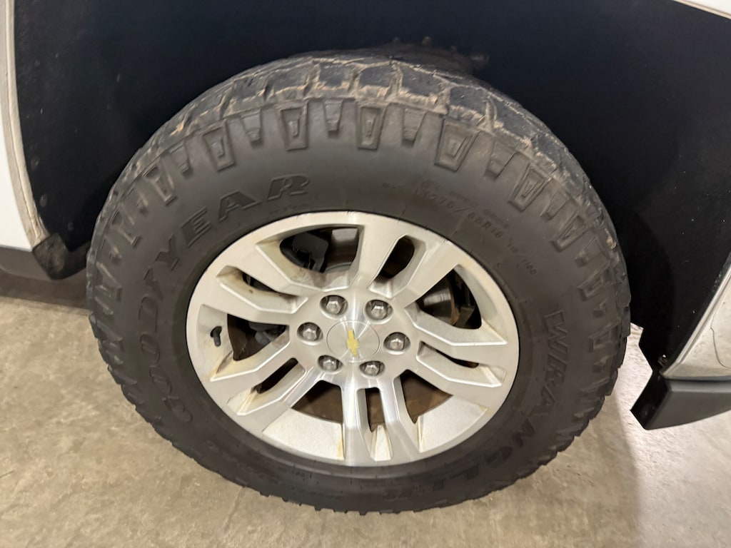 Used 2017 Chevrolet Silverado 1500 LT Double Cab 4x4 PICKUP