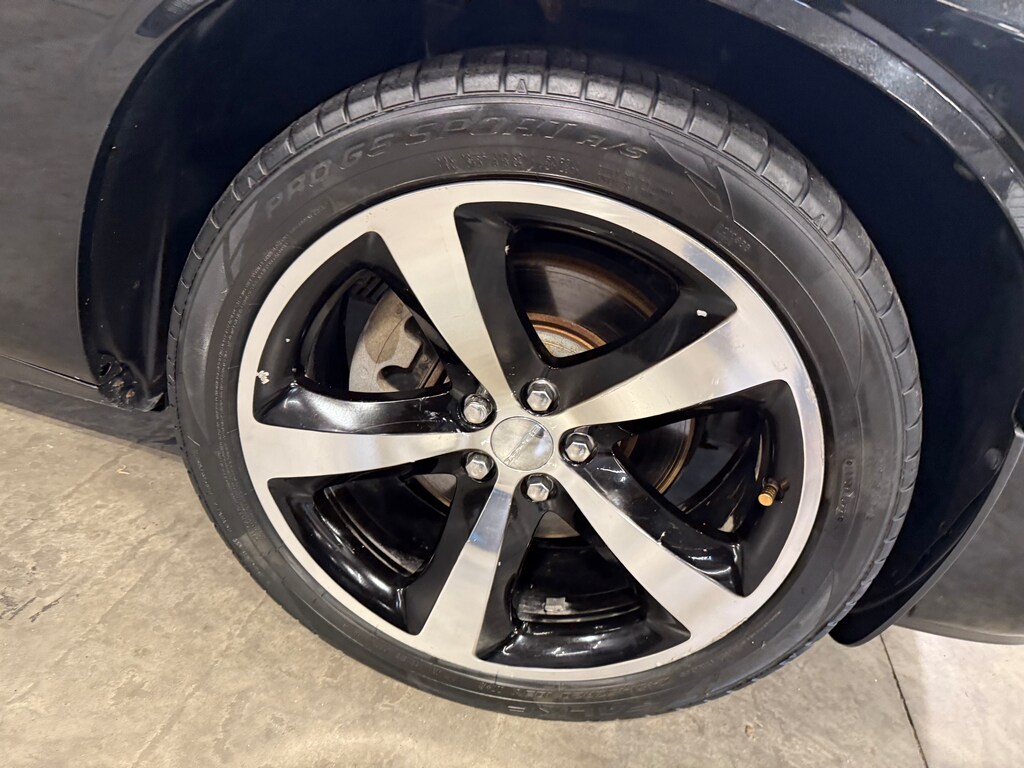 Used 2014 Dodge Challenger R/T COUPE