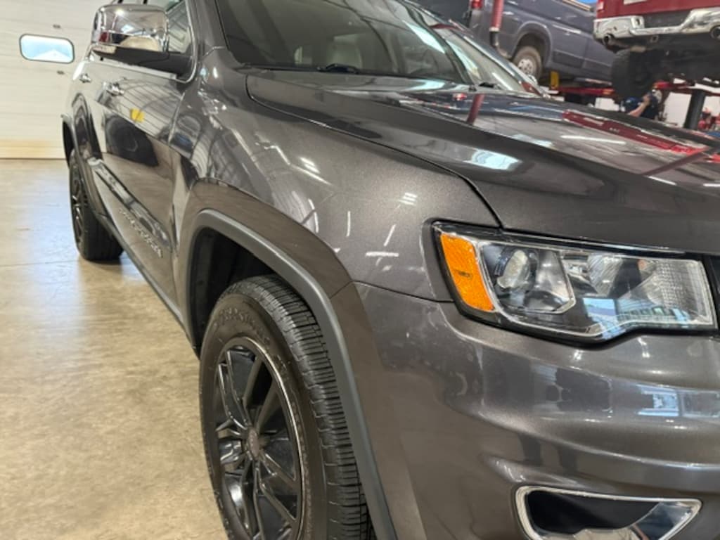 Used 2020 Jeep Grand Cherokee Limited 4x4 SUV