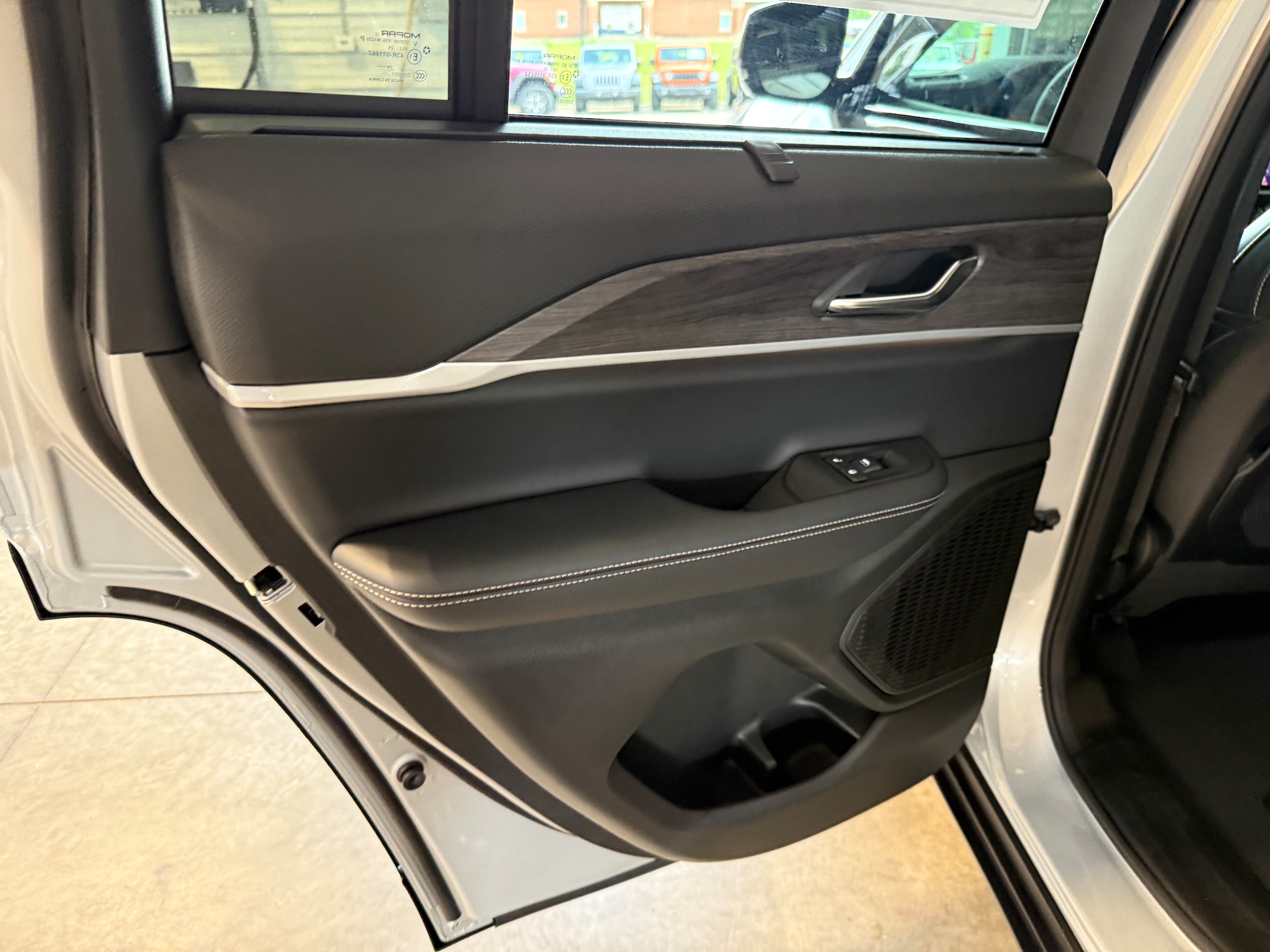 2025 Jeep Grand Cherokee Limited - Photo 22