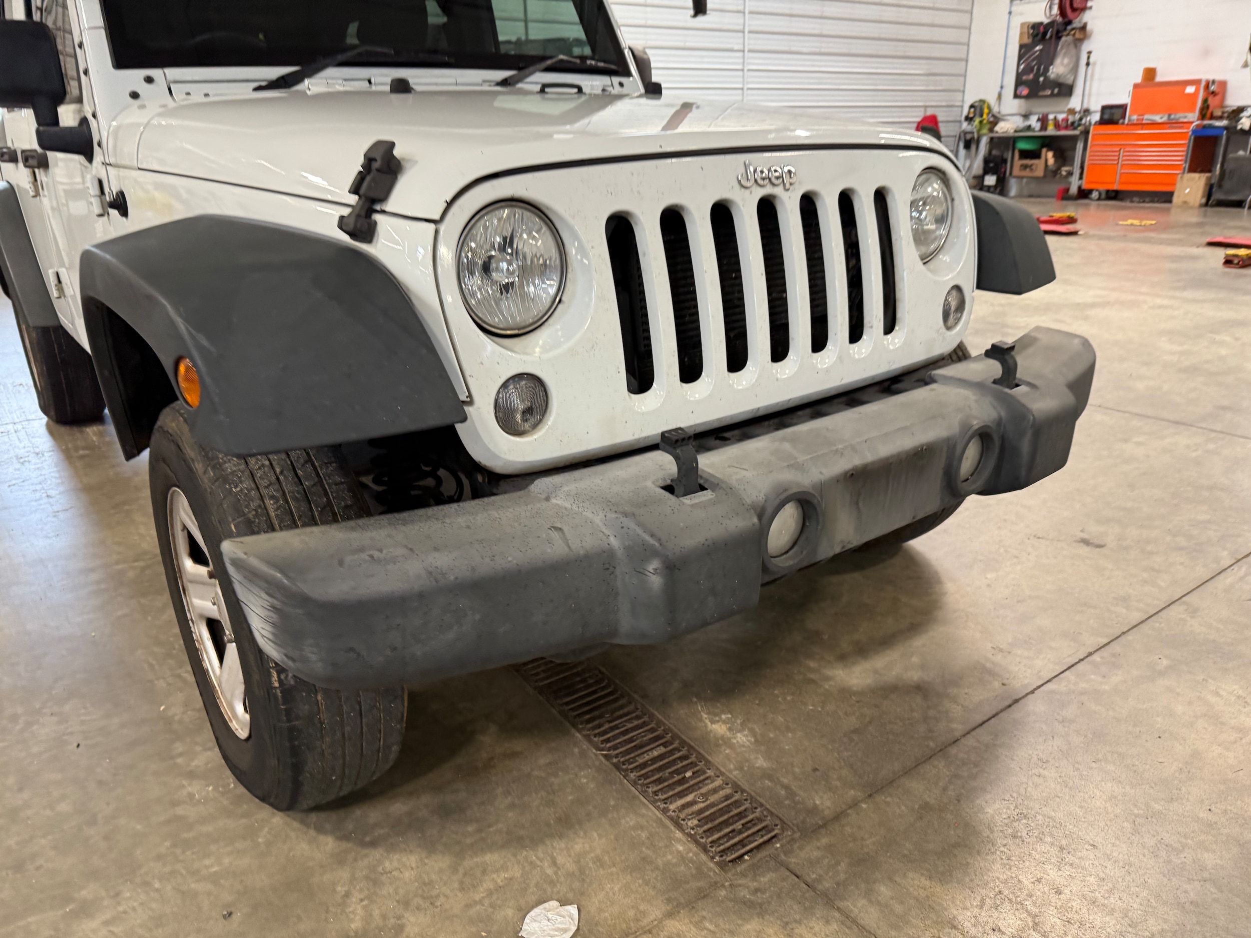 Used 2016 Jeep Wrangler Unlimited Sport with VIN 1C4BJWKG7GL325563 for sale in Galena, IL