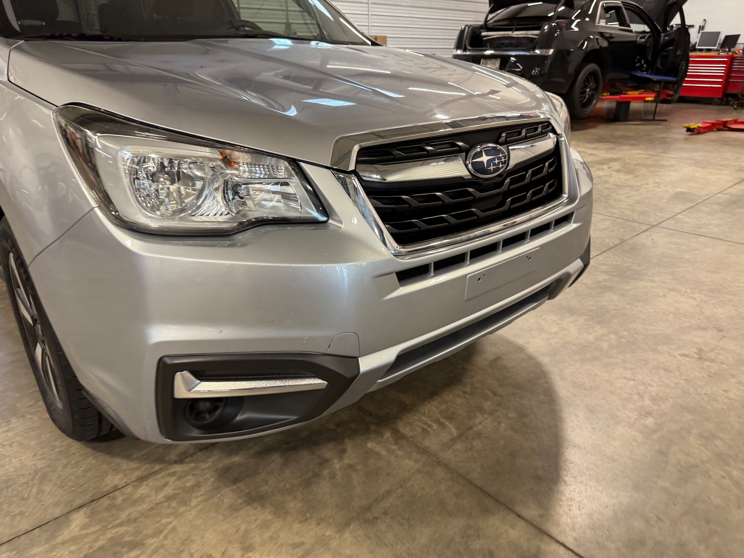 Used 2018 Subaru Forester Premium with VIN JF2SJAEC0JH571832 for sale in Galena, IL