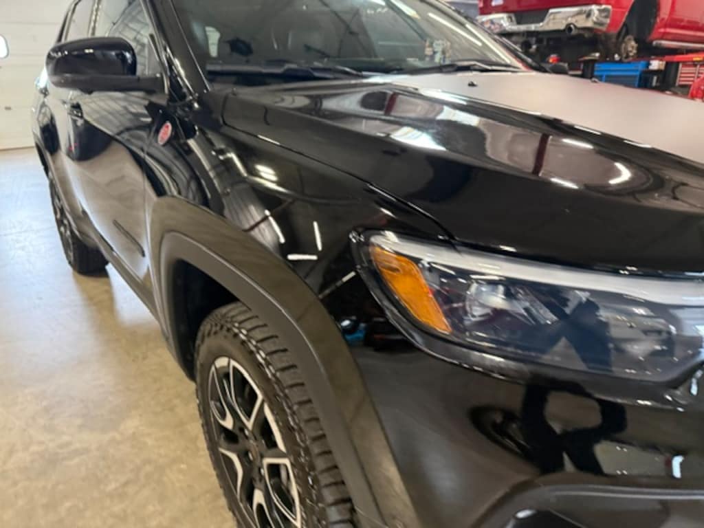 Certified 2025 Jeep Compass Trailhawk 4x4 SUV