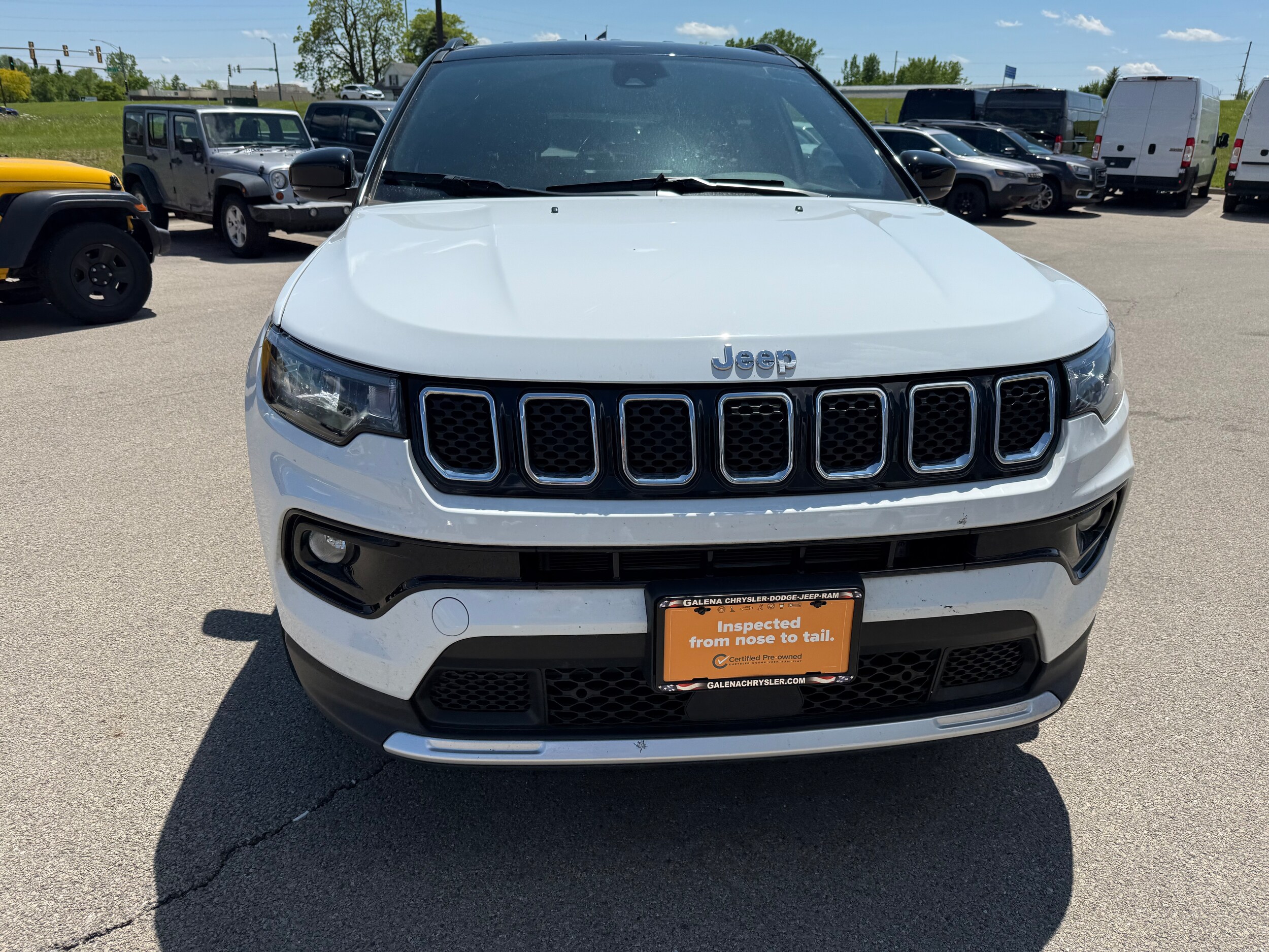 2024 Jeep Compass Limited photo 2