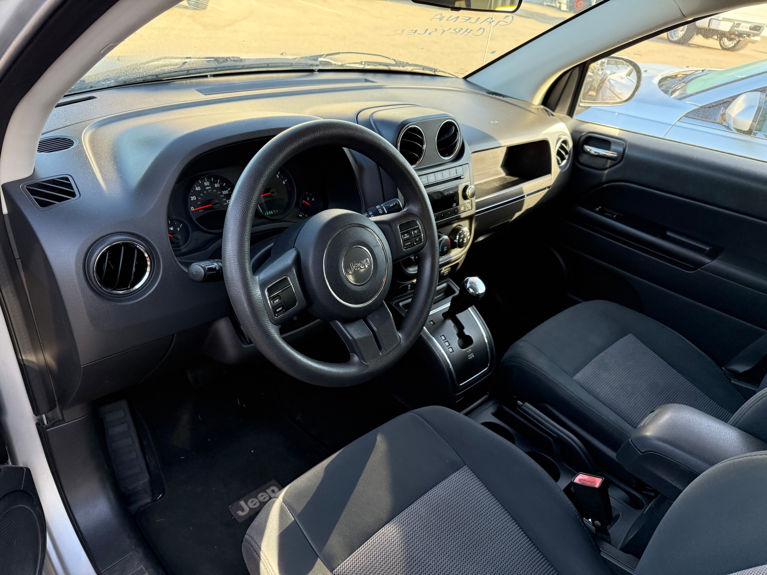 2011 Jeep Compass Sport photo 3