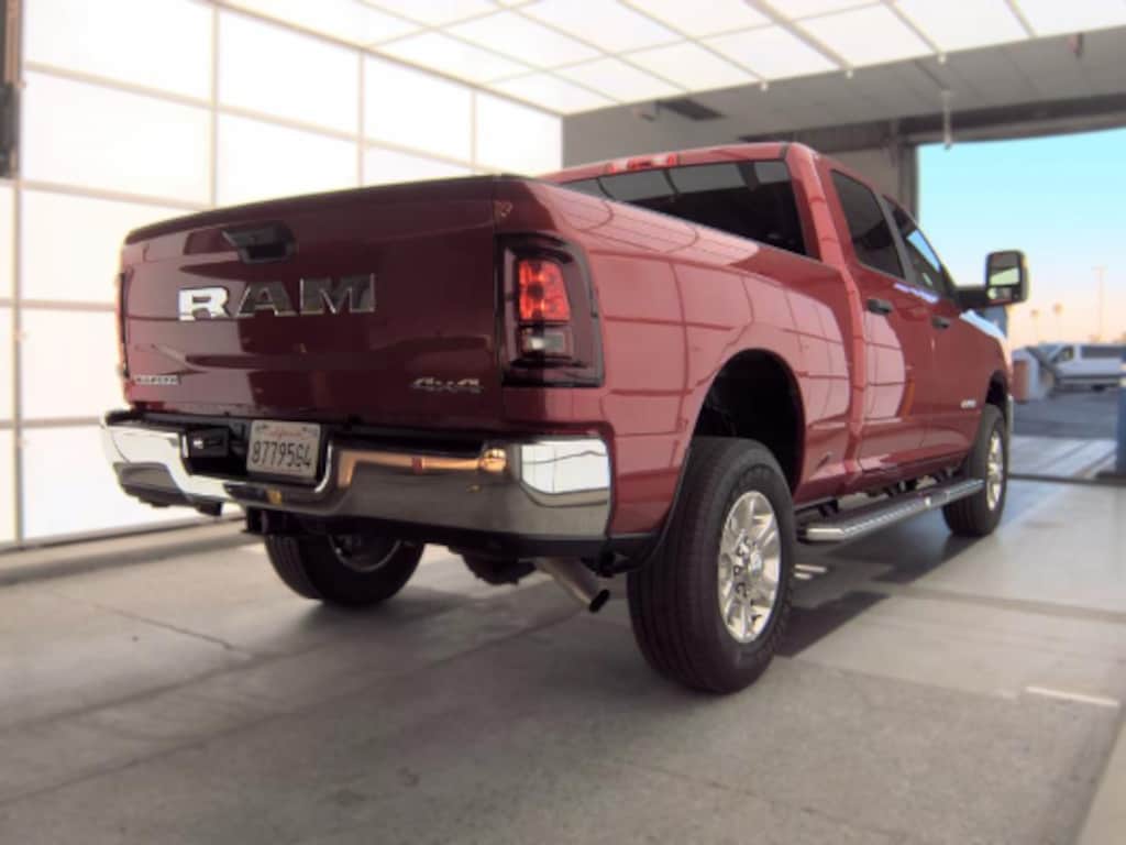 Certified 2026 Ram 2500 Big Horn Crew Cab 4x4 PICKUP