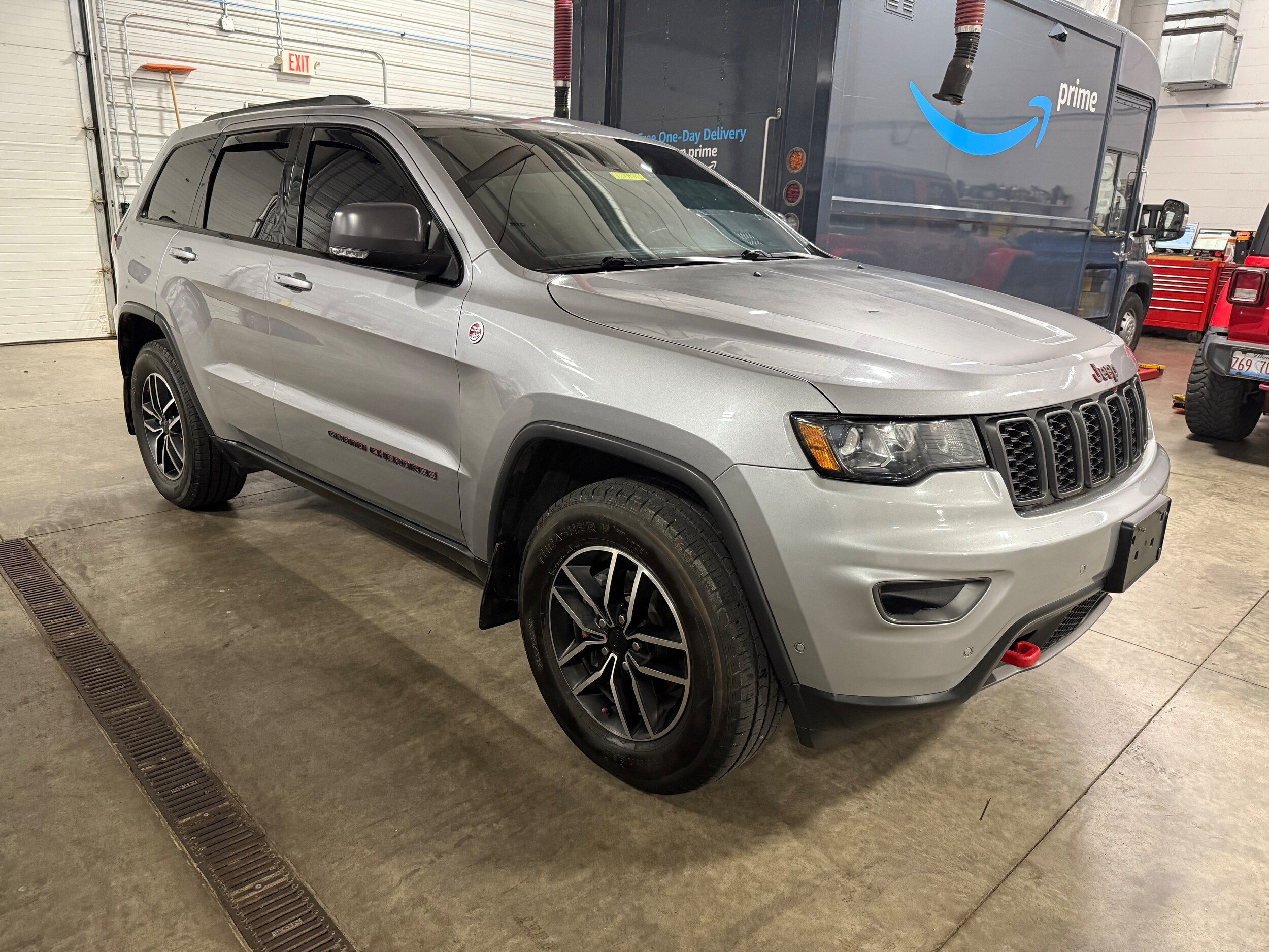 2020 Jeep Grand Cherokee Trailhawk photo 3