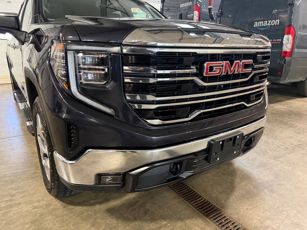 Used 2023 GMC Sierra 1500 SLT Crew Cab 4x4 PICKUP
