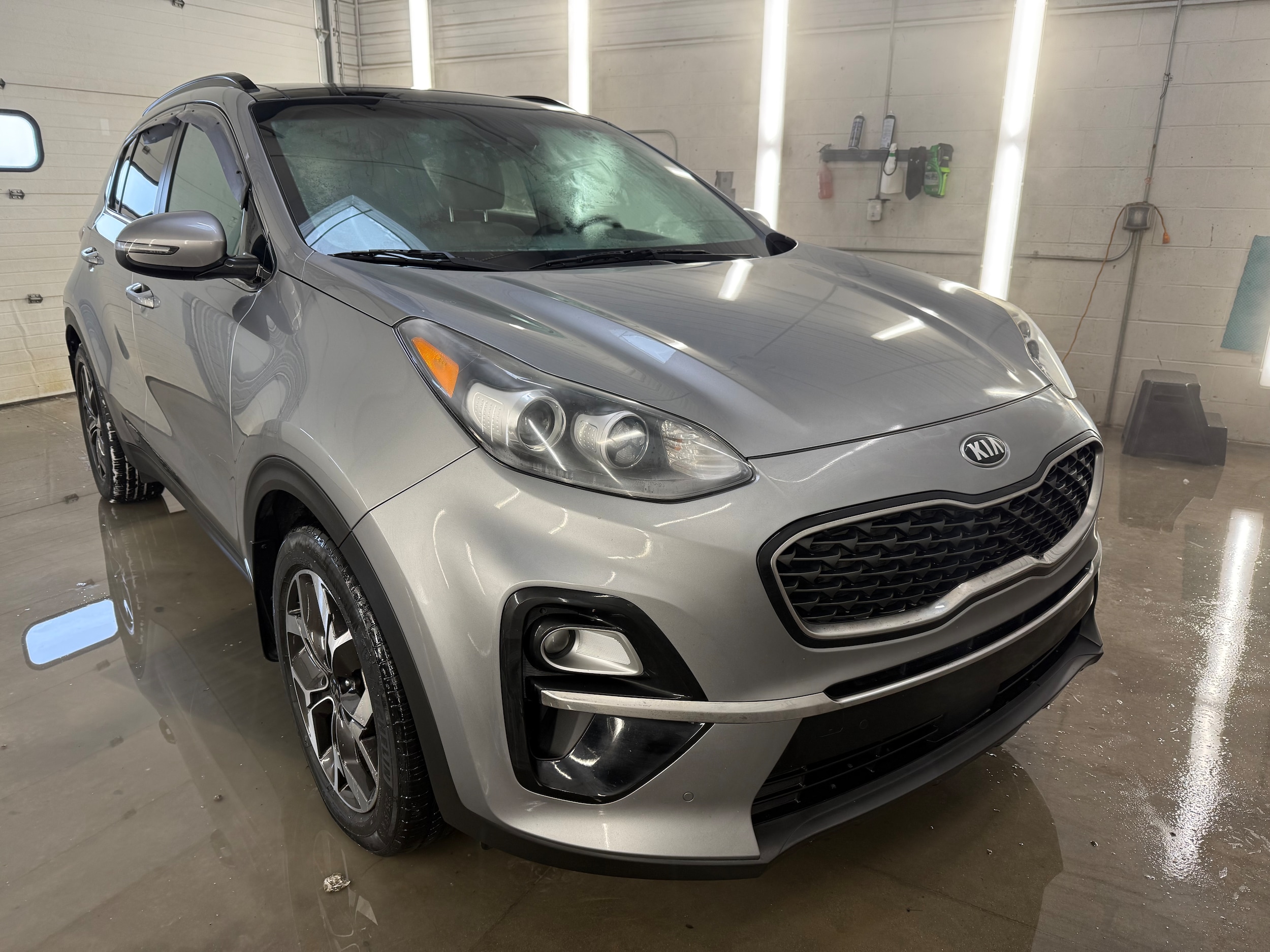2020 Kia Sportage EX's photo