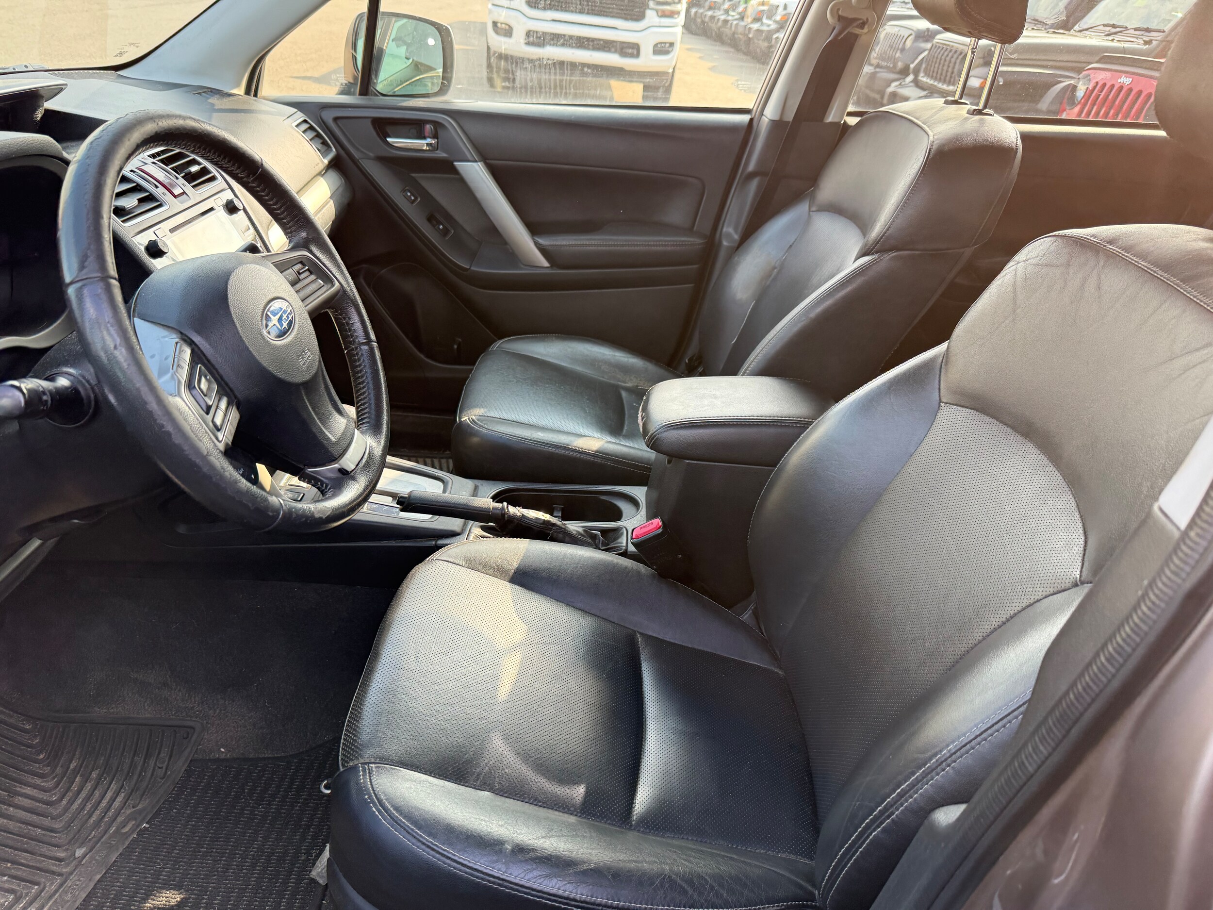 2016 Subaru Forester Limited photo 3