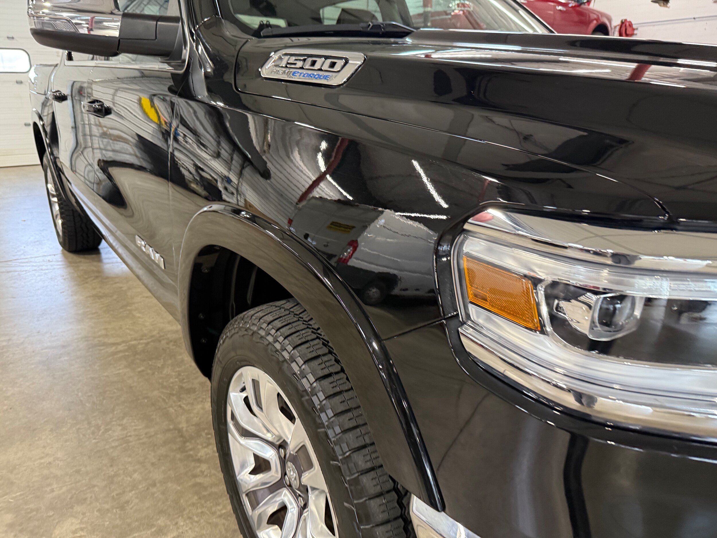 2024 Ram 1500 Longhorn photo 2
