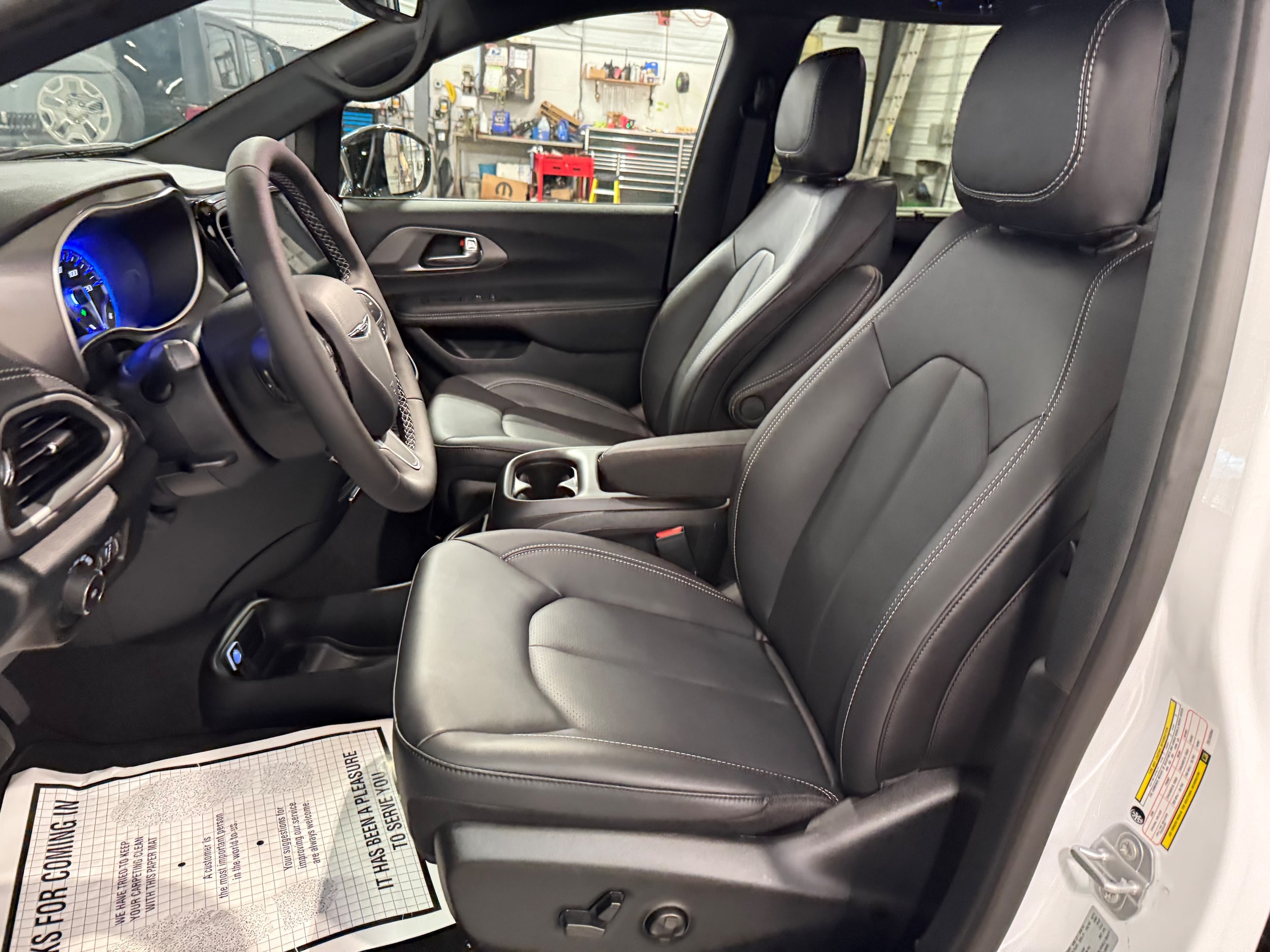 2026 Chrysler Pacifica Select - Photo 21