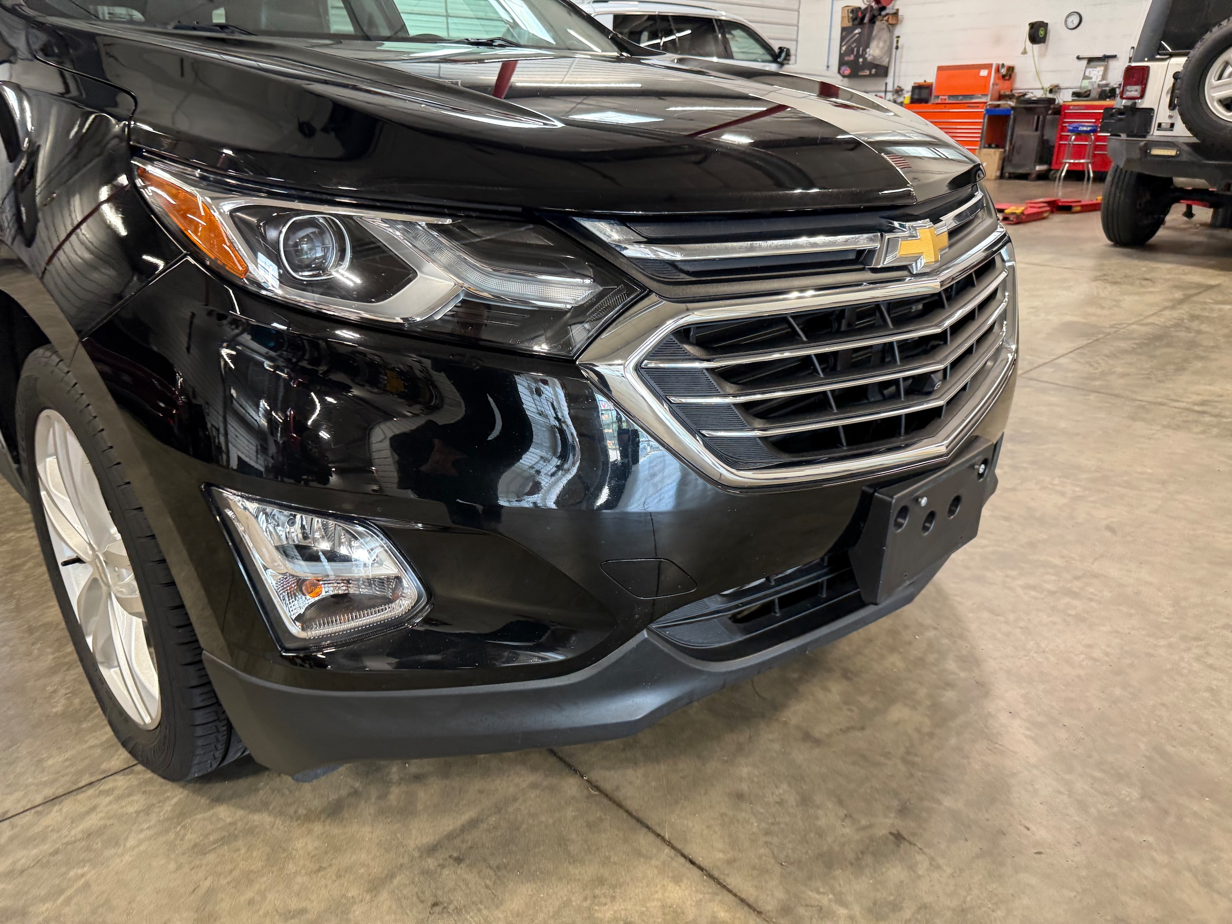Used 2019 Chevrolet Equinox Premier with VIN 3GNAXXEV4KL374685 for sale in Galena, IL