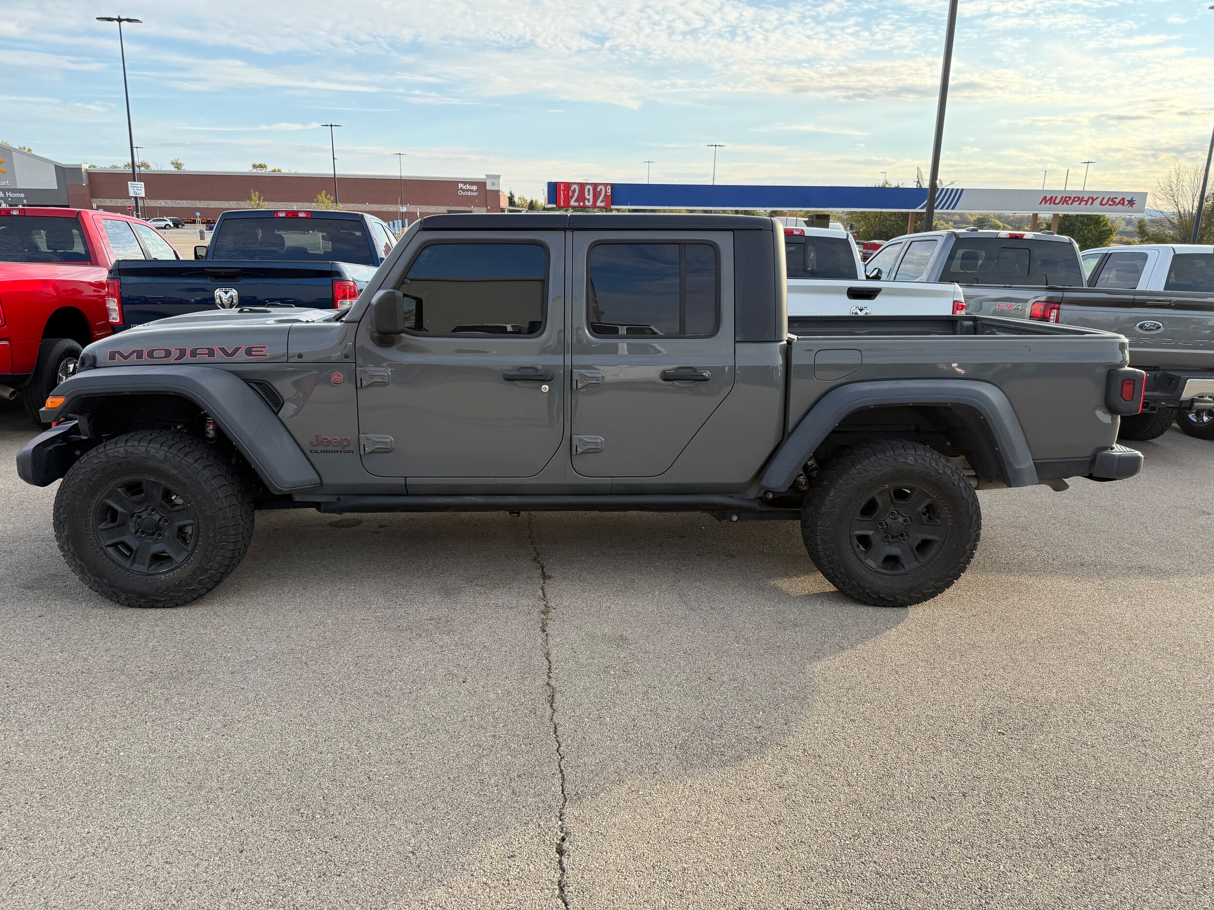 2022 Jeep Gladiator Mojave photo 4