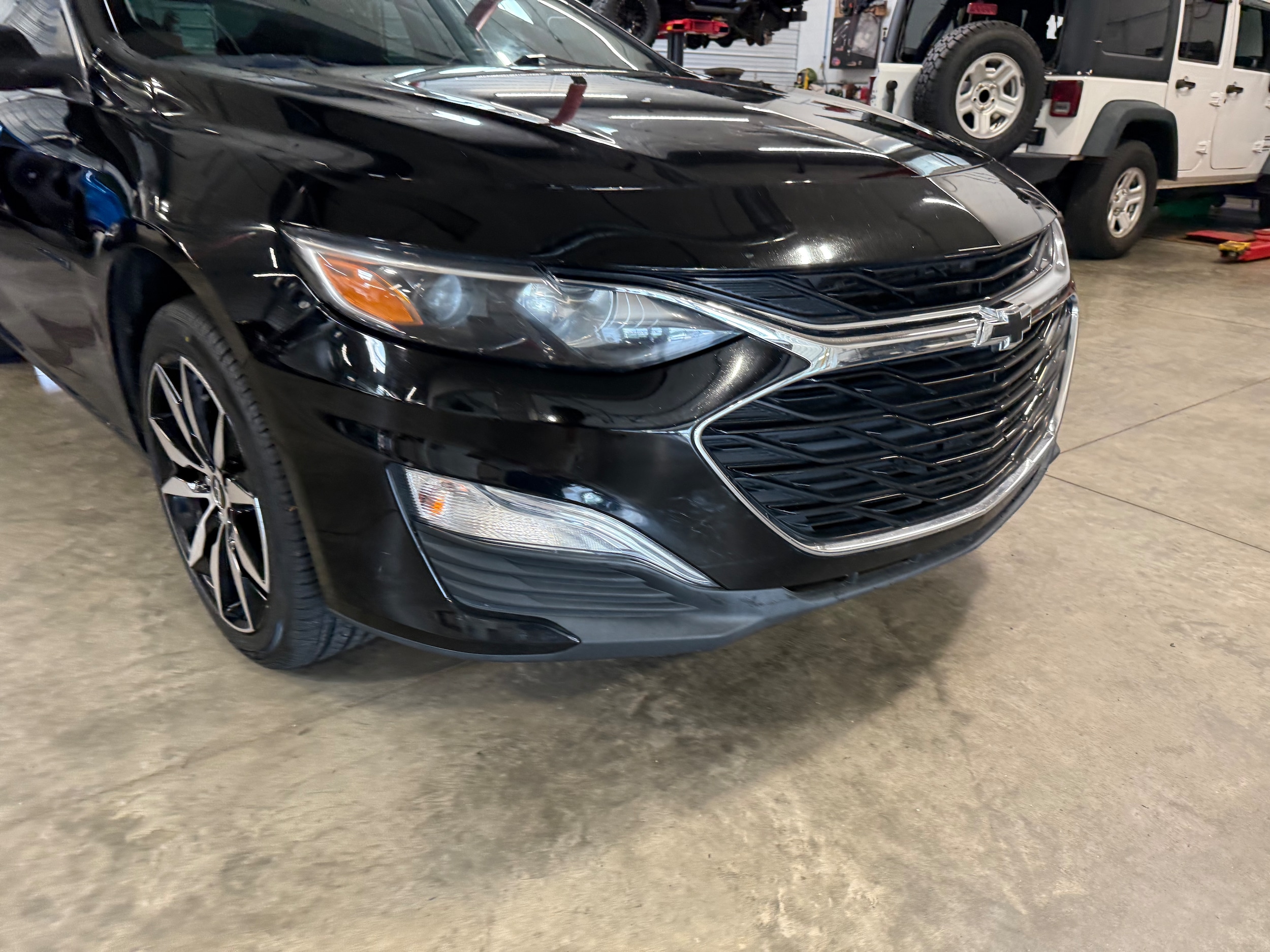 Used 2020 Chevrolet Malibu RS with VIN 1G1ZG5STXLF132720 for sale in Galena, IL