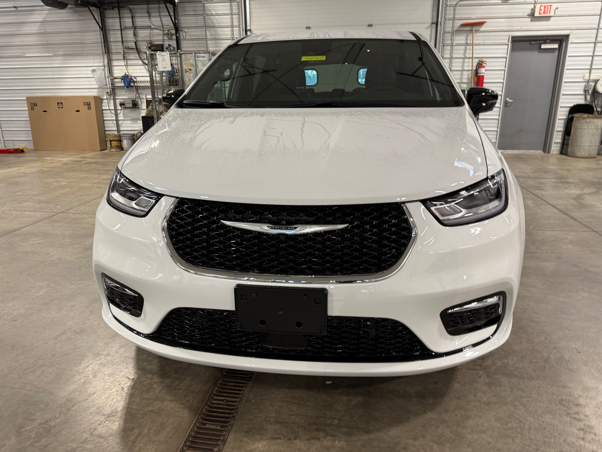2026 Chrysler Pacifica Select - Photo 29