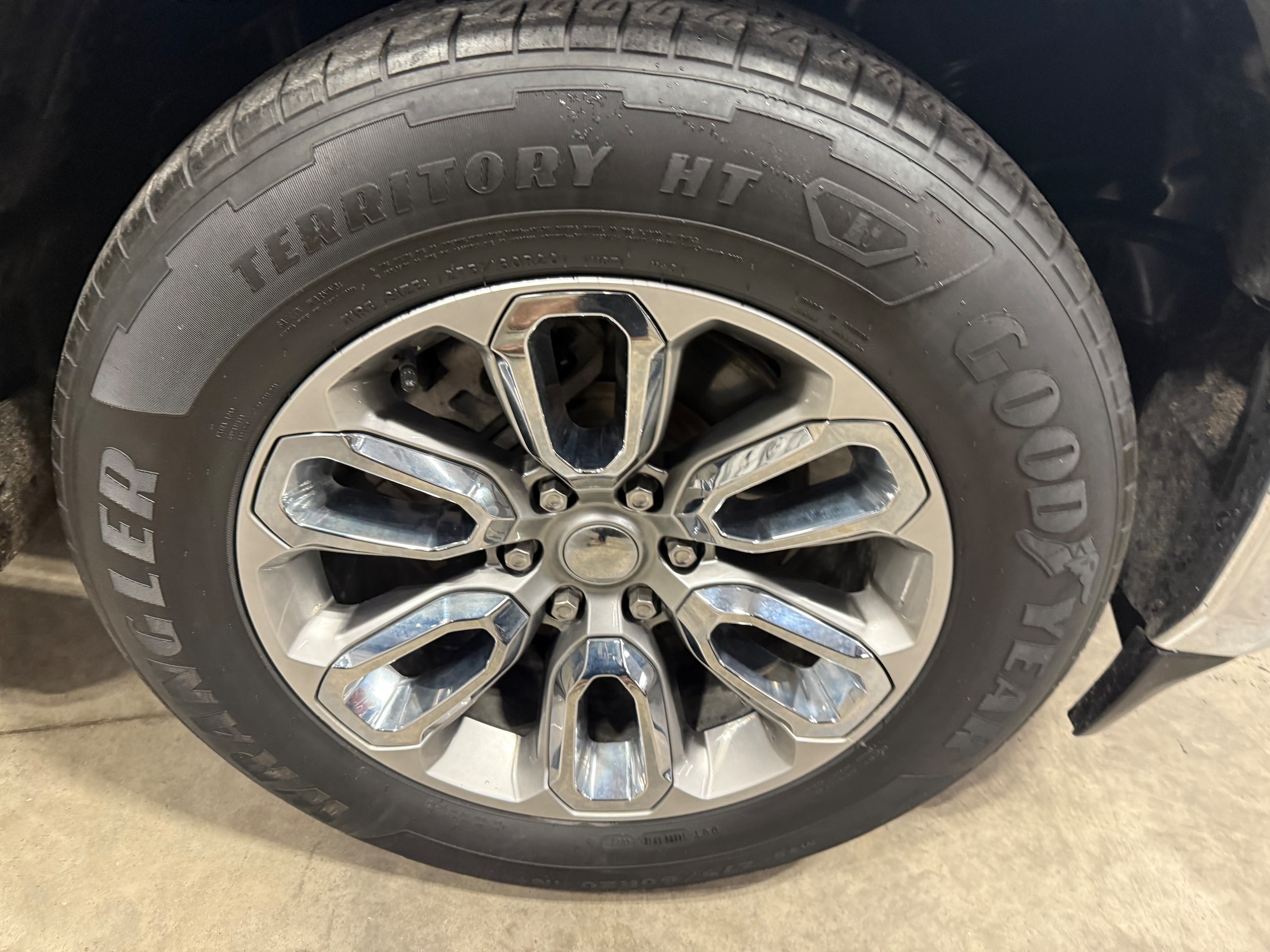 2021 Ram 1500 Laramie photo 4