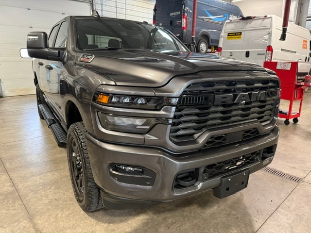  2025 RAM 2500 Big Horn Crew Cab 4WD   