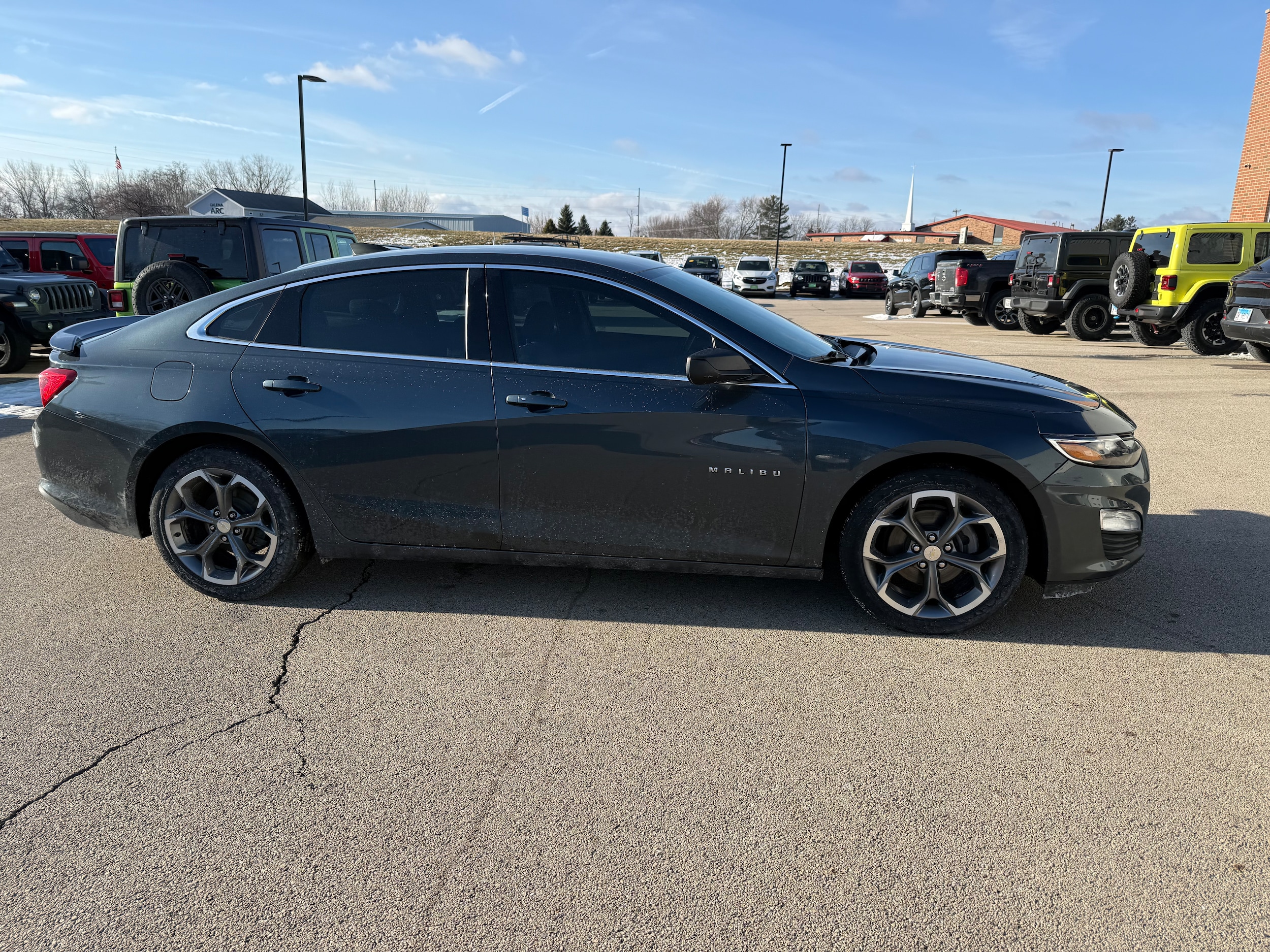 Used 2019 Chevrolet Malibu 1RS with VIN 1G1ZG5STXKF224909 for sale in Galena, IL