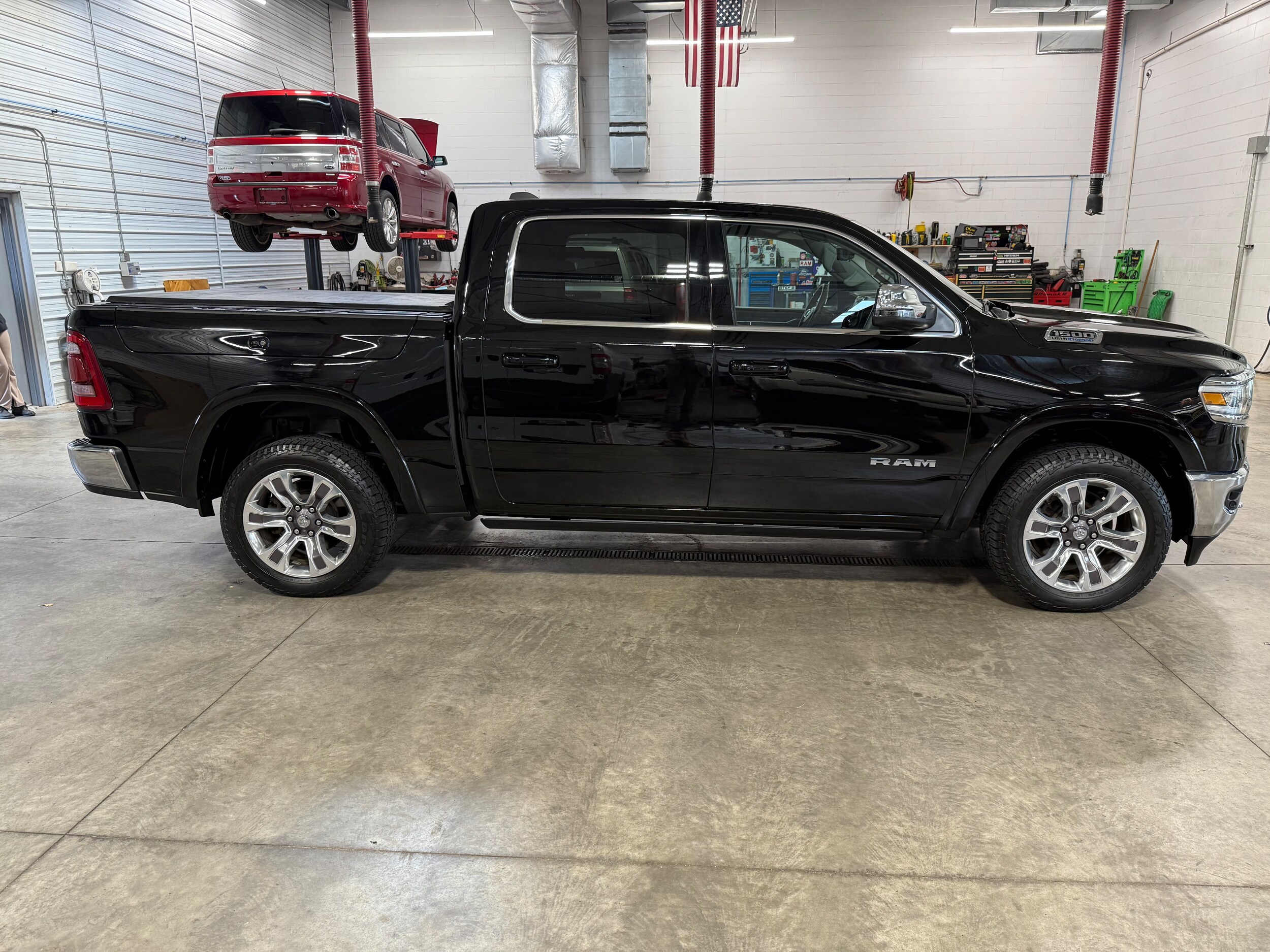 2024 Ram 1500 Longhorn photo 3