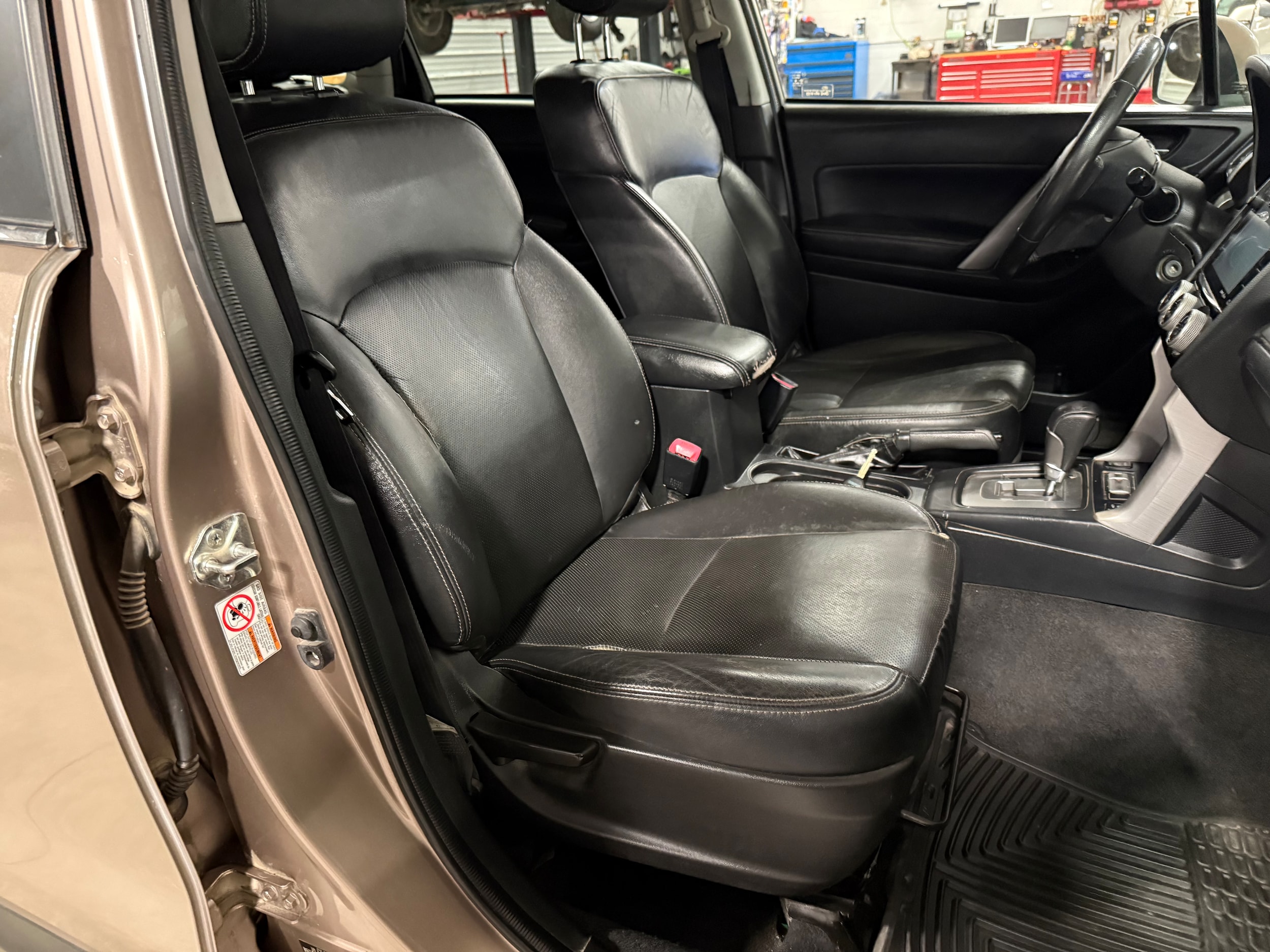 2016 Subaru Forester i Limited - Photo 9