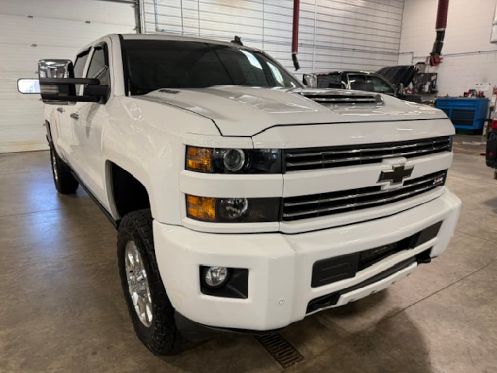 Used 2019 Chevrolet Silverado 2500HD LTZ Crew Cab 4x4 PICKUP