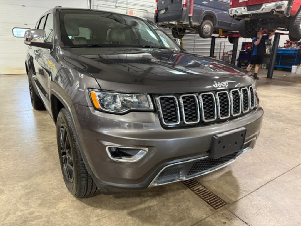 Used 2020 Jeep Grand Cherokee Limited 4x4 SUV