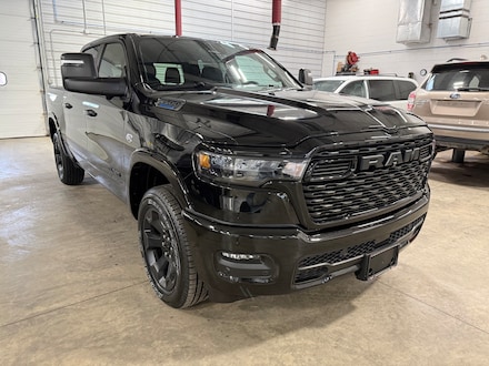 2026 Ram 1500 BIG HORN CREW CAB 4X4 5'7 BOX Pickup