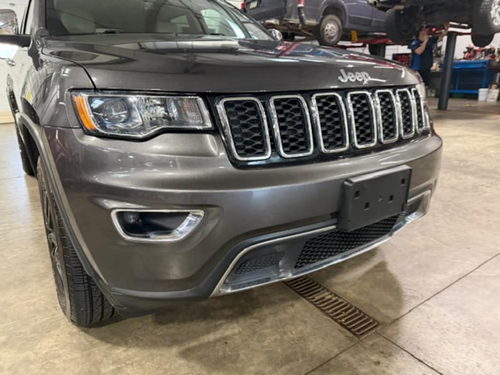 Used 2020 Jeep Grand Cherokee Limited 4x4 SUV