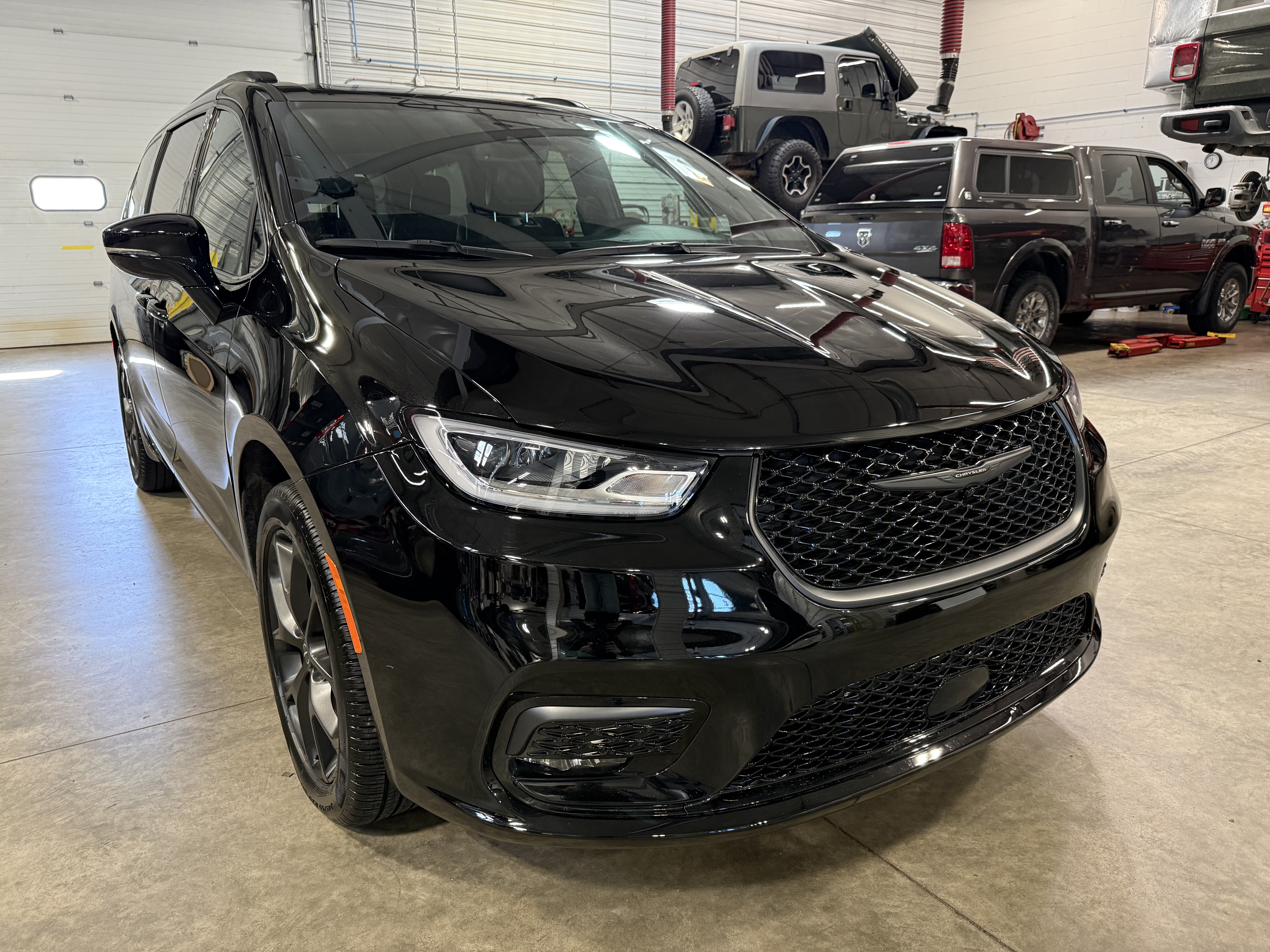 2025 Chrysler Pacifica
