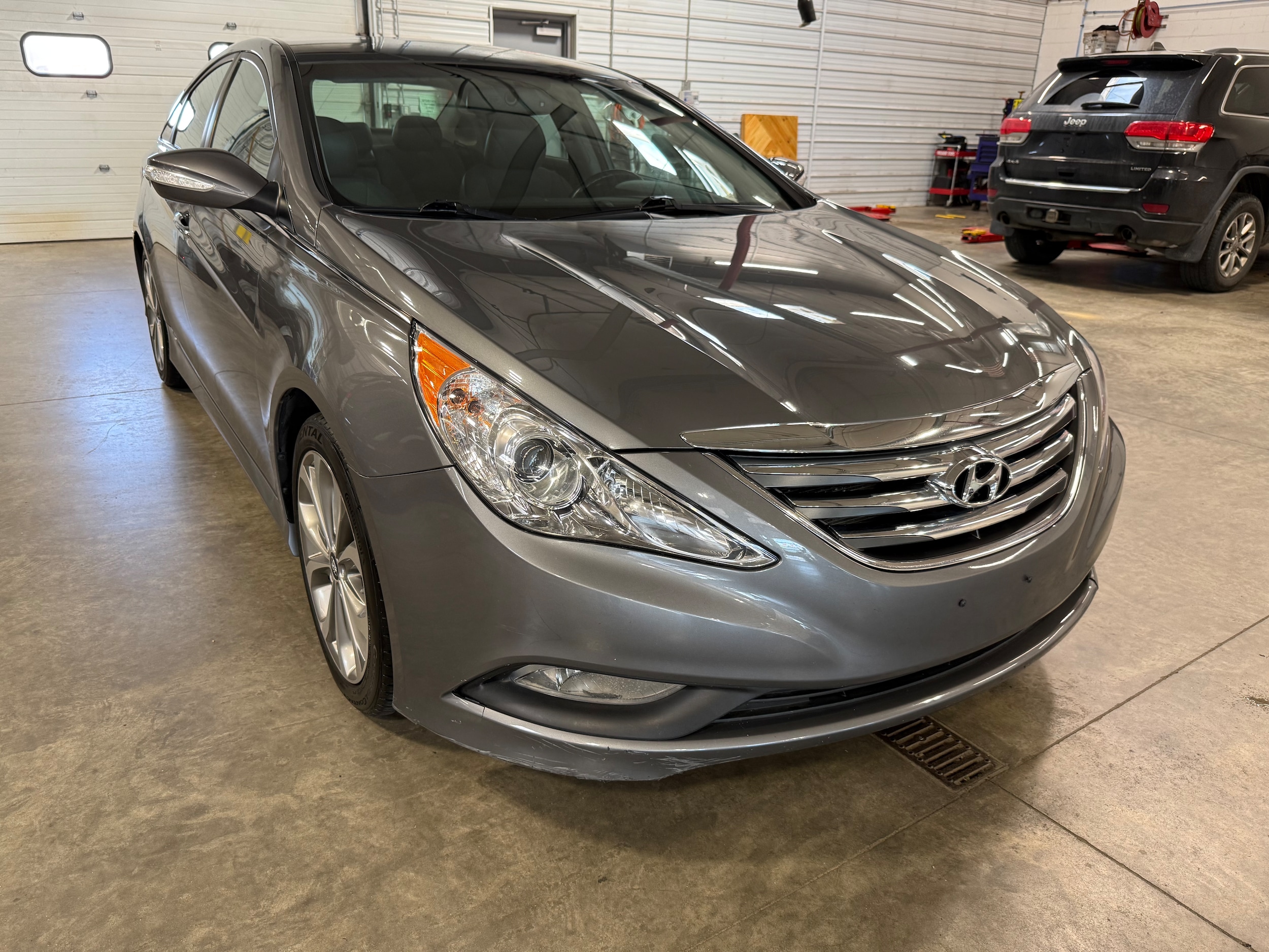 2014 Hyundai Sonata SE I4 A/T's photo