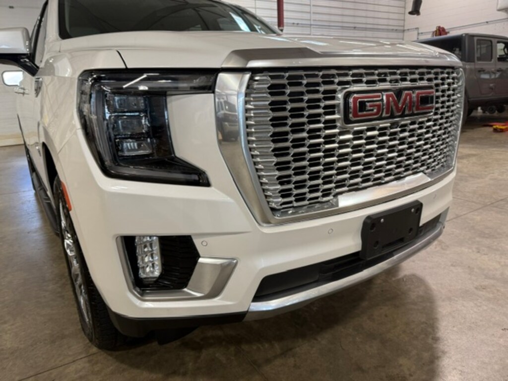Used 2021 GMC Yukon XL Denali AWD SUV