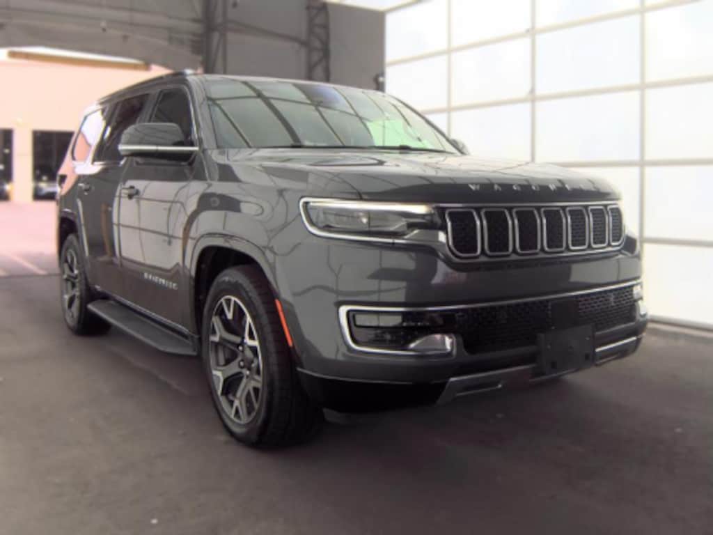 Used 2023 Jeep Wagoneer Series III 4x4 SUV